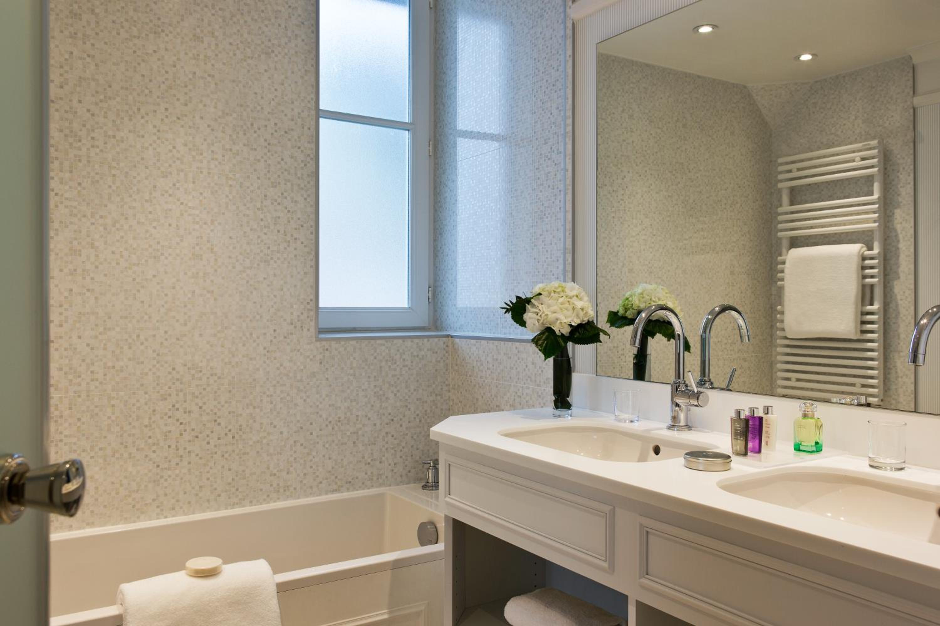 Suite Junior Prestige – Vue sur Mer photo