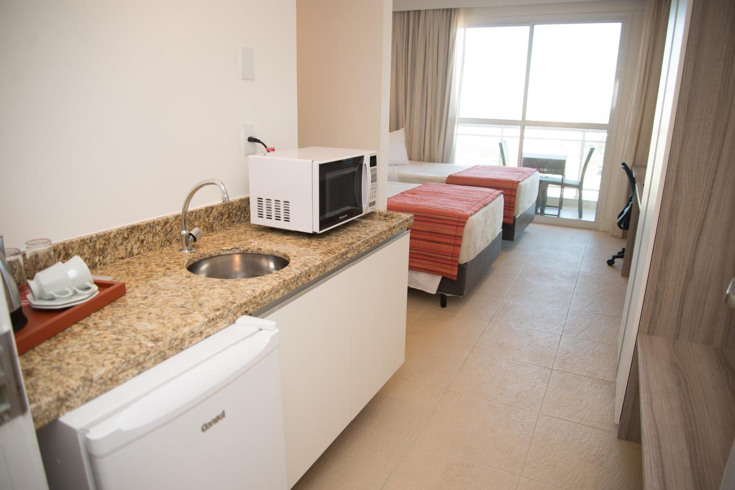 Twin Room with Balcony photo 3