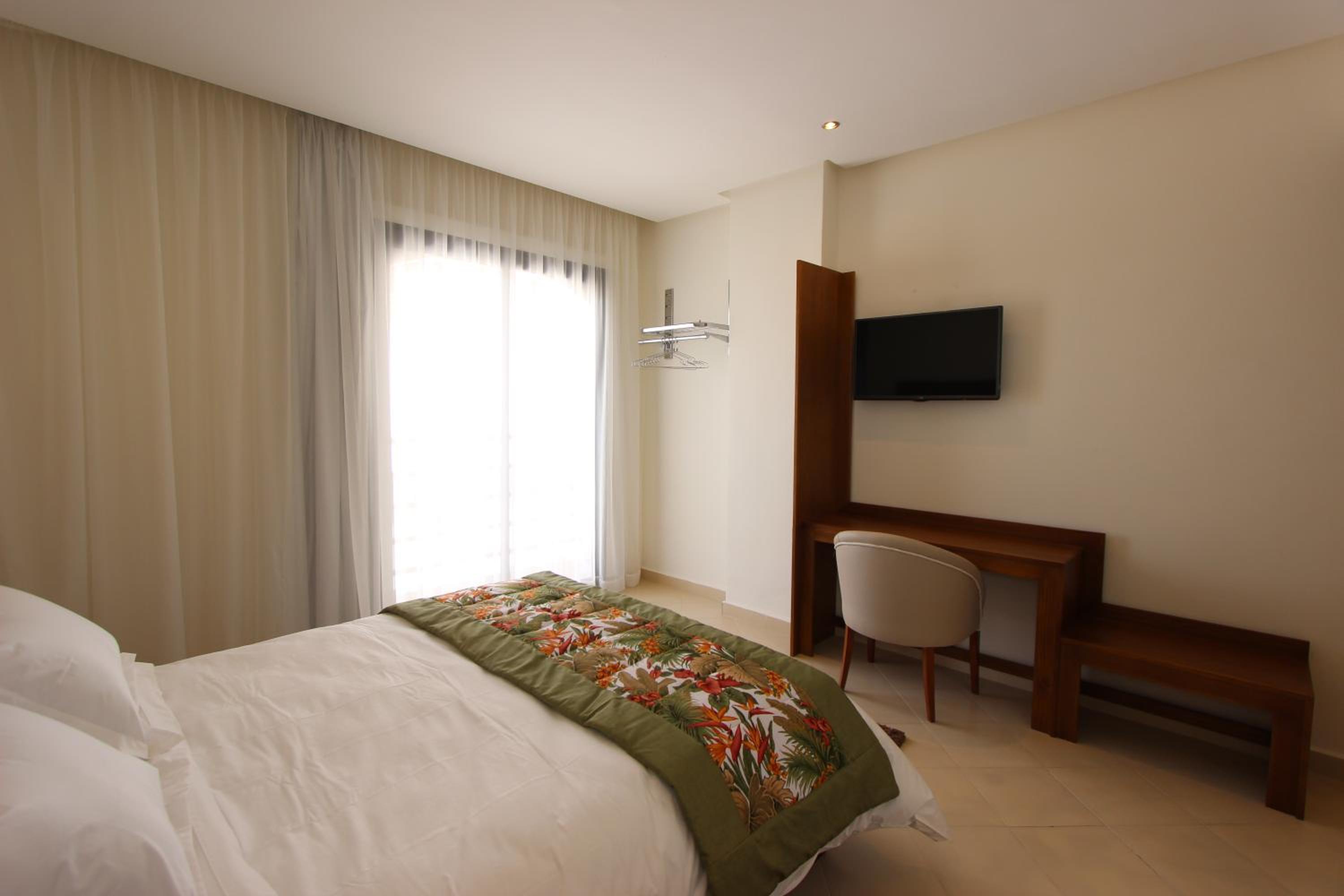 Standard Double Room - Photo 6