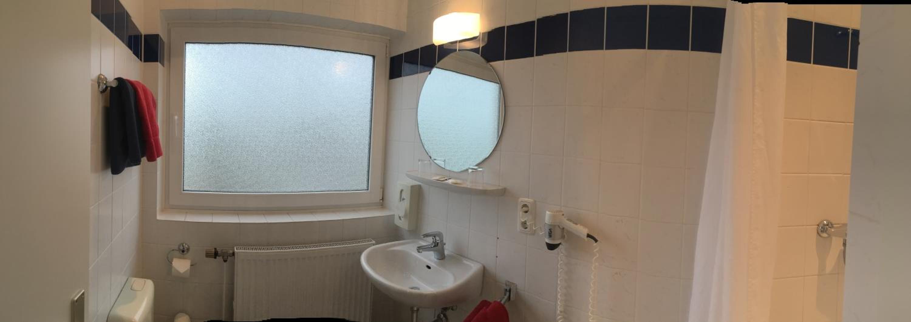 Double Room - Photo 3