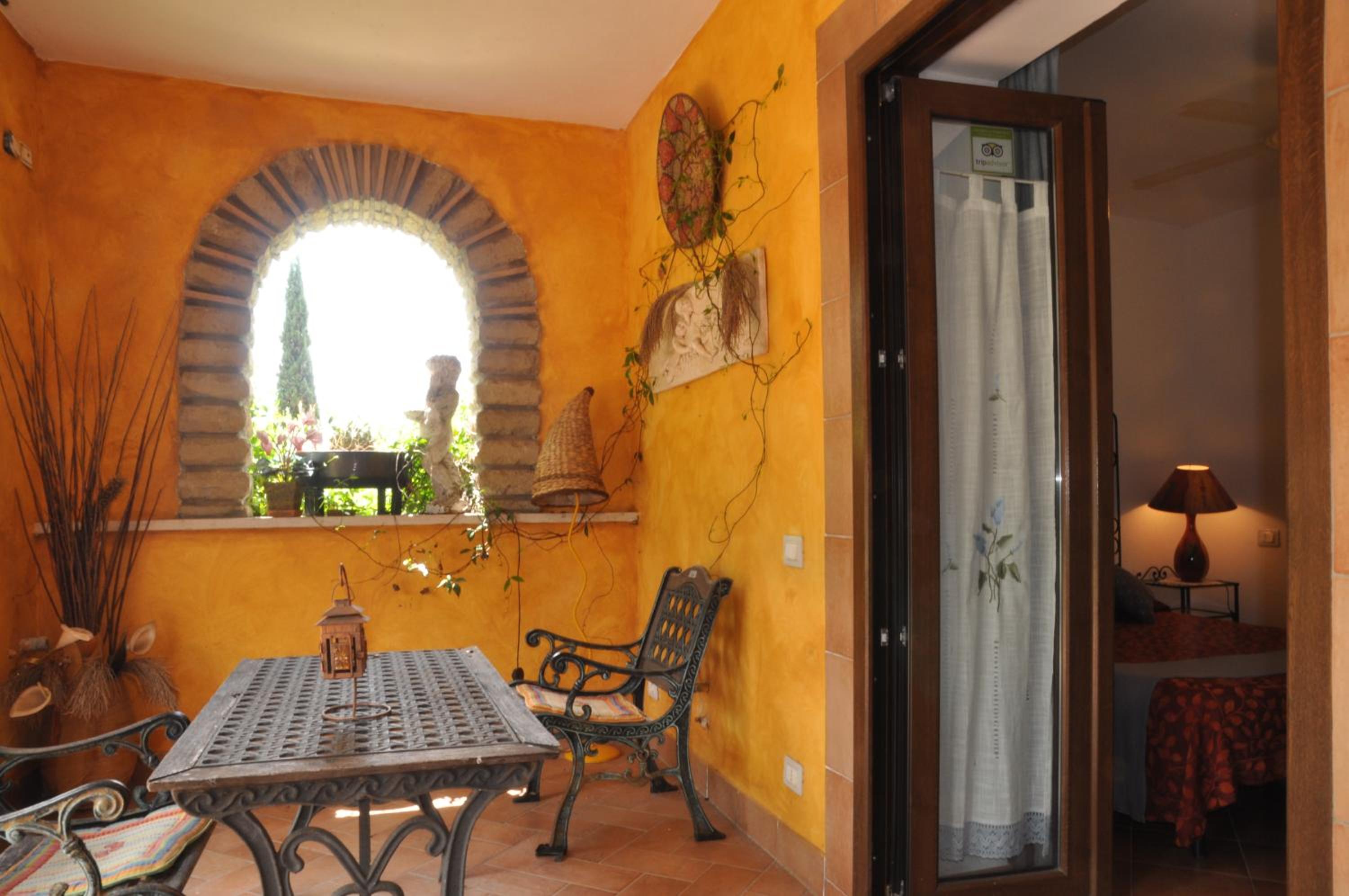Double Room with Garden View - Photo 4