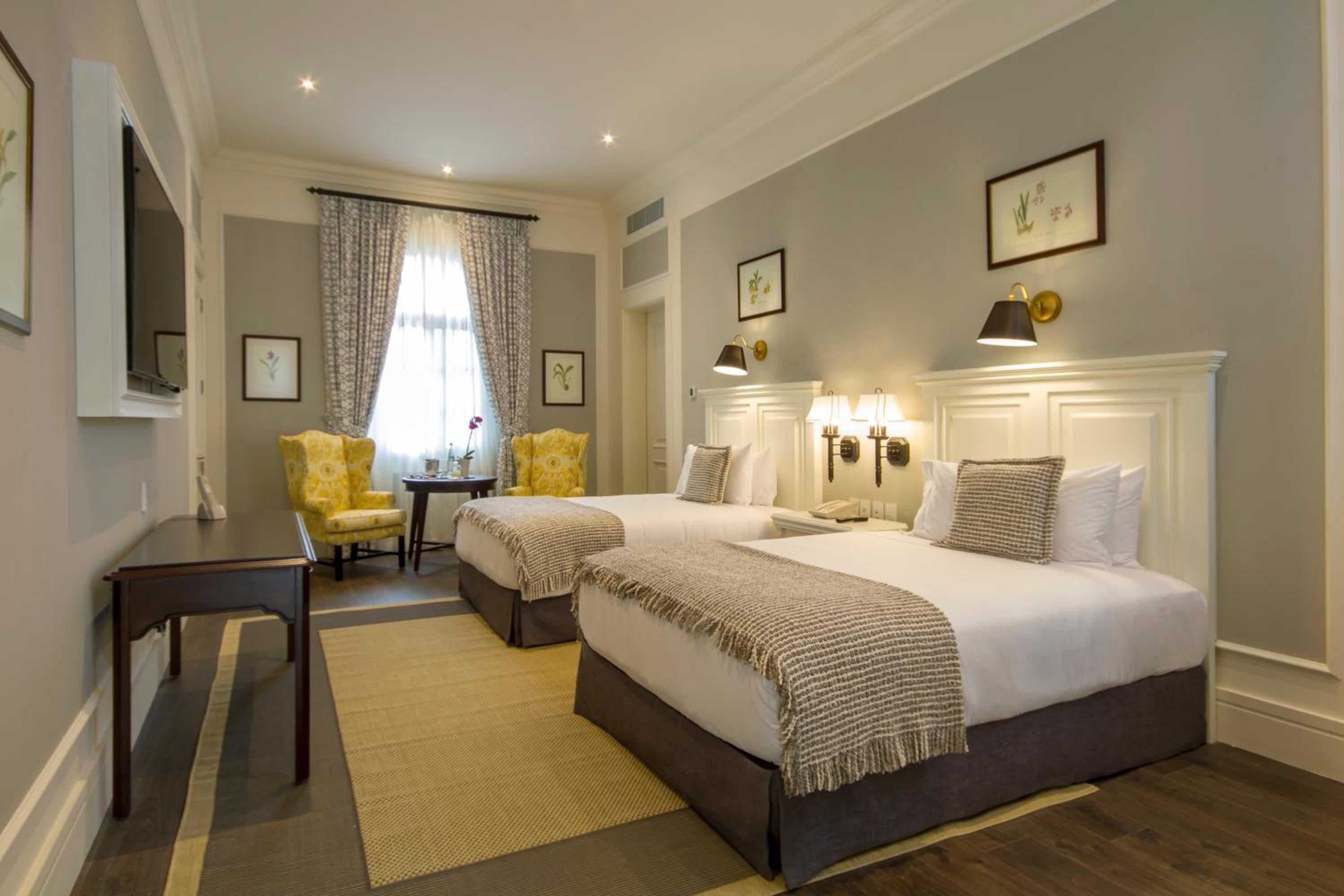 Deluxe Twin Room photo 2