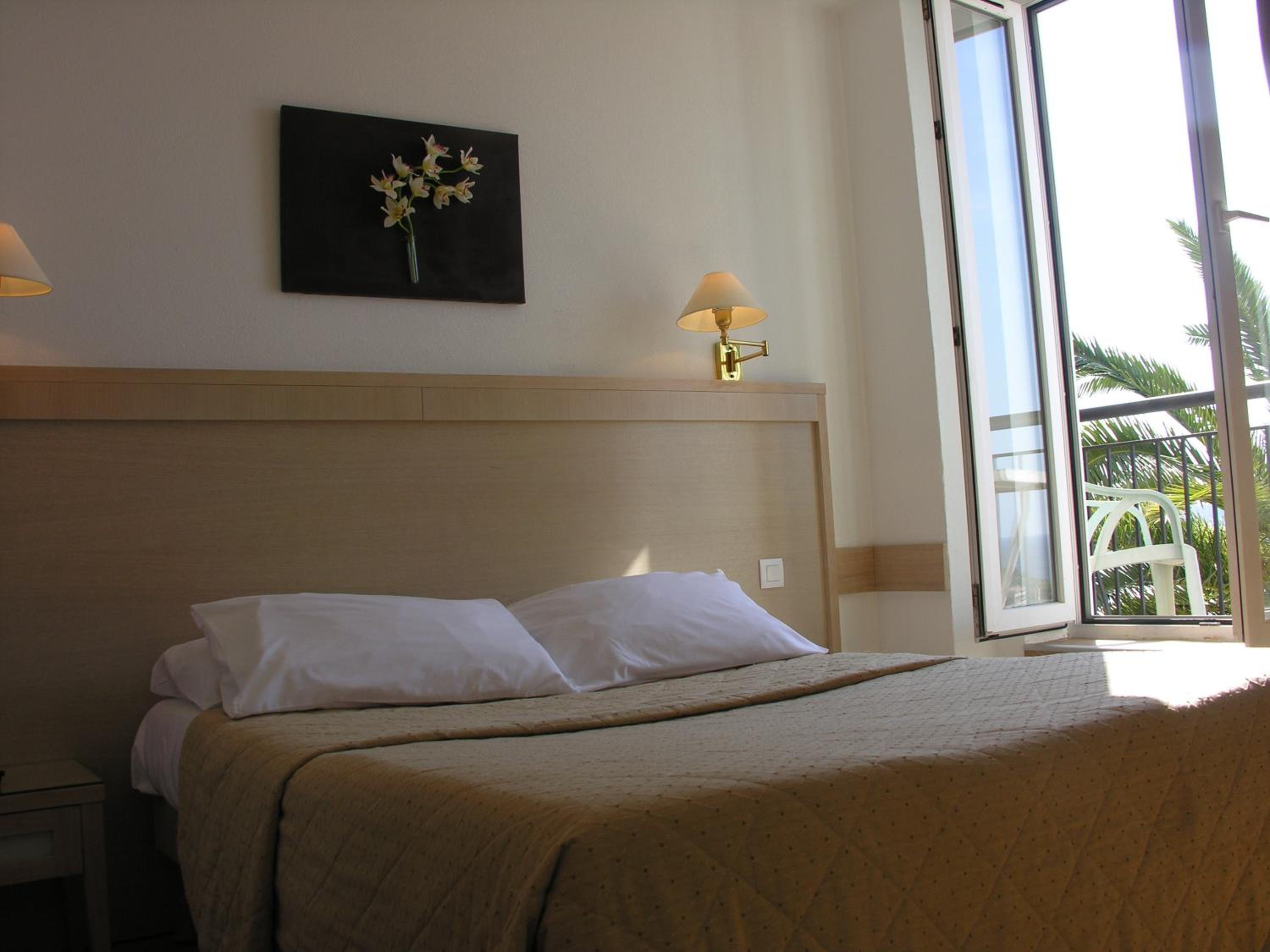 Double Room with Sea View and Terrace - Photo 4