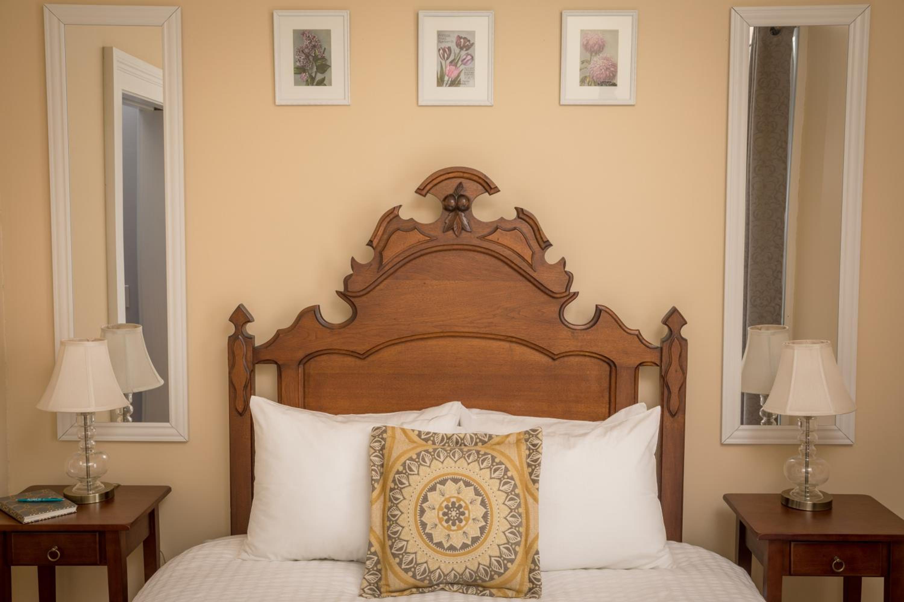 Room 4 photo 1