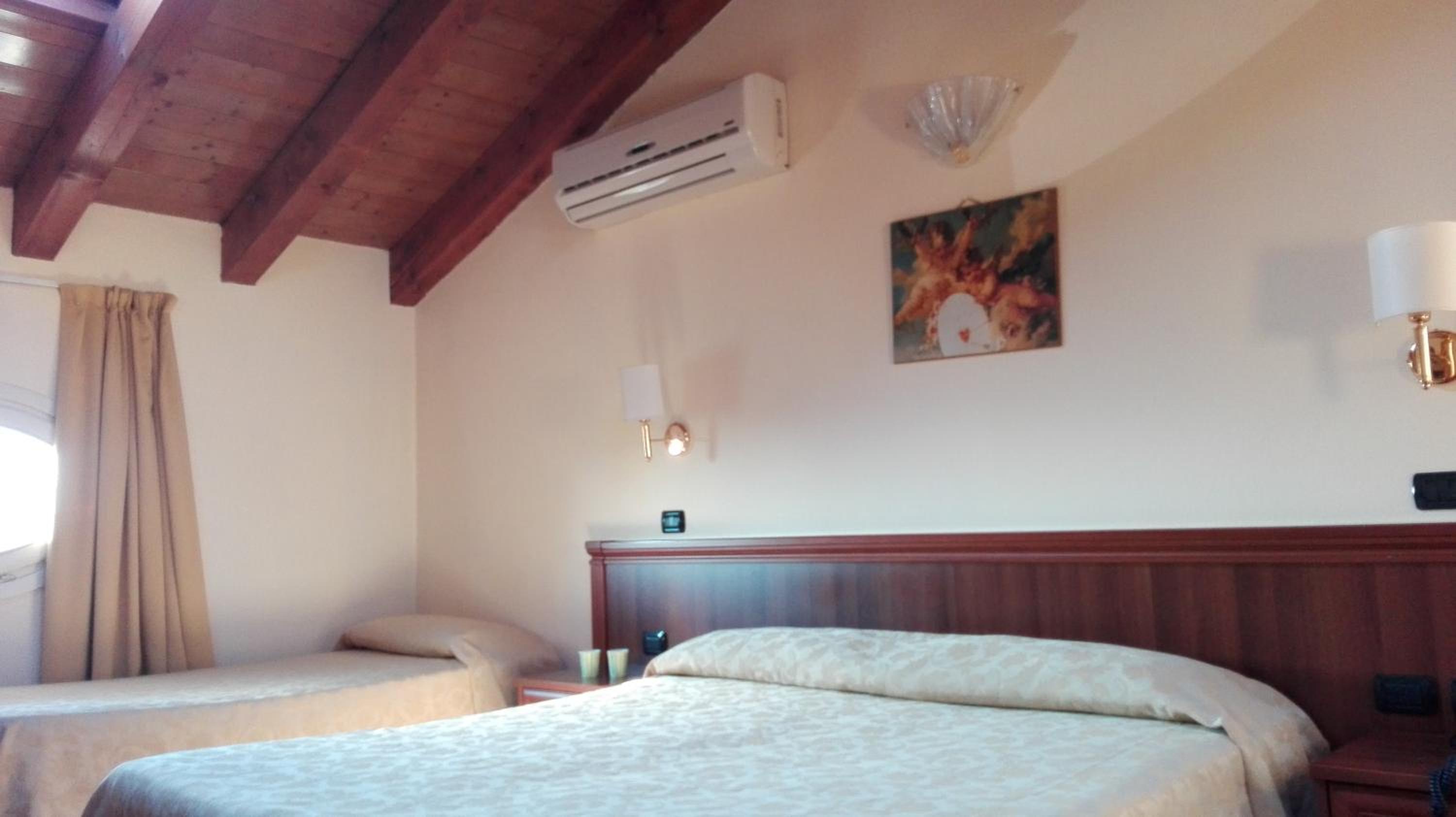 Quadruple Room photo 1