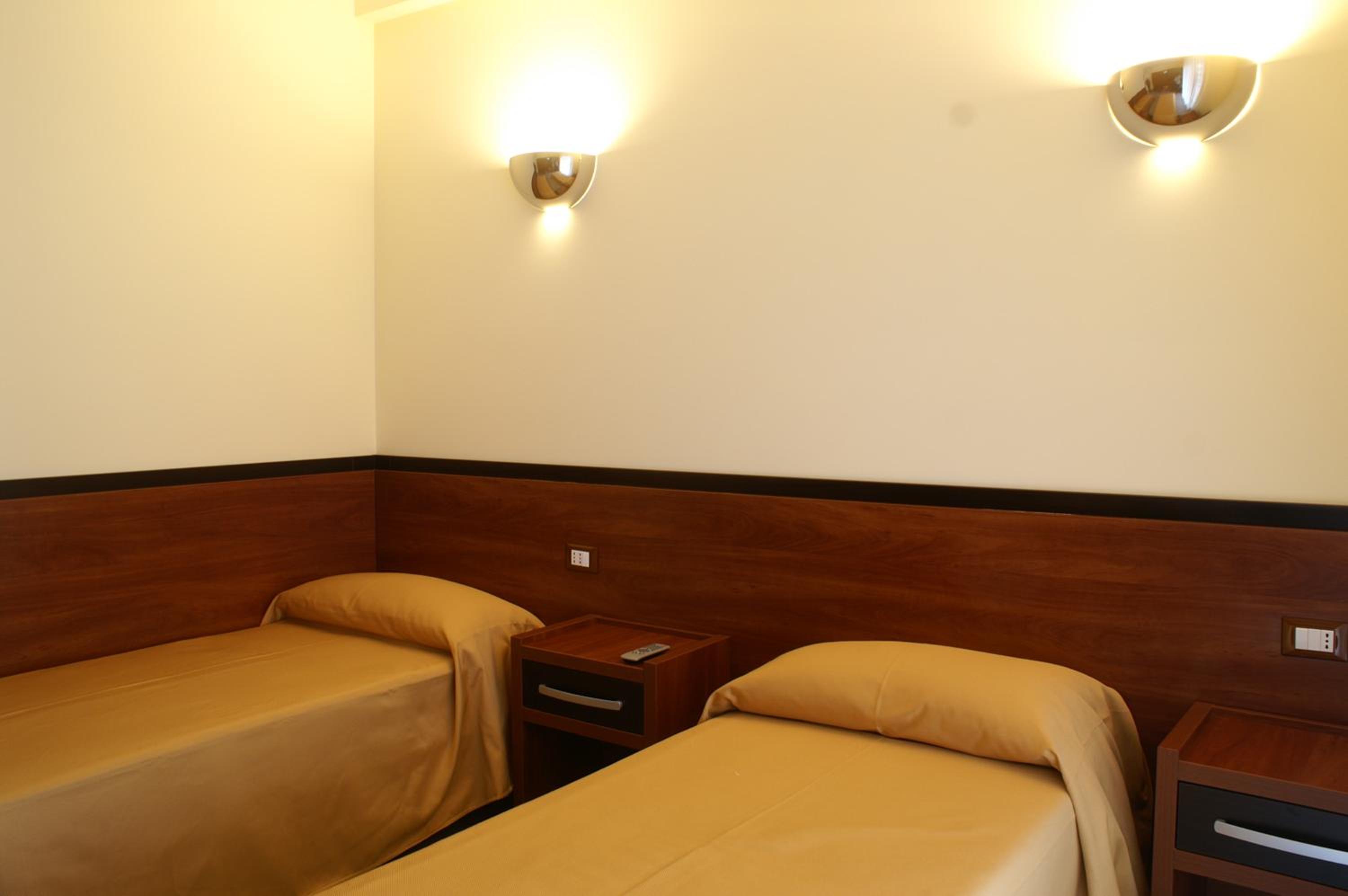 Deluxe Double or Twin Room with Balcony