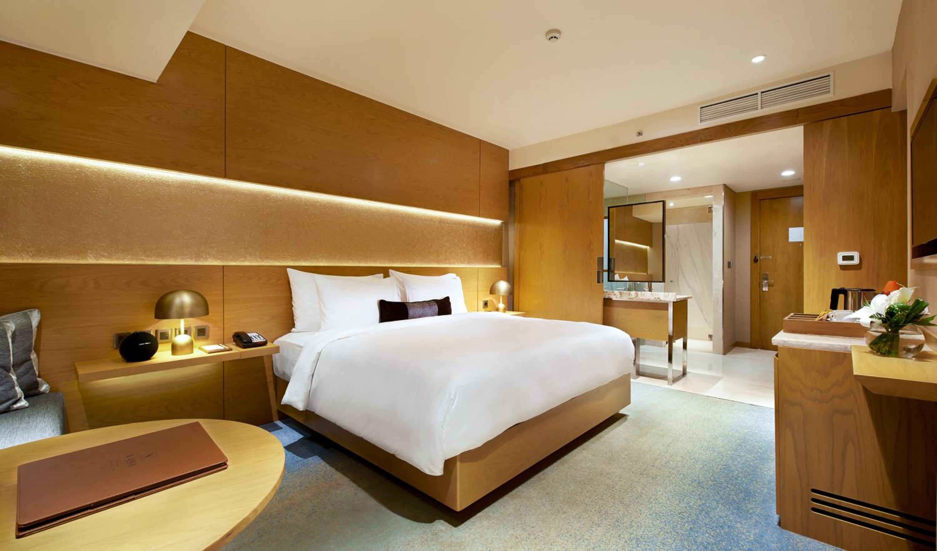 Executive King Room