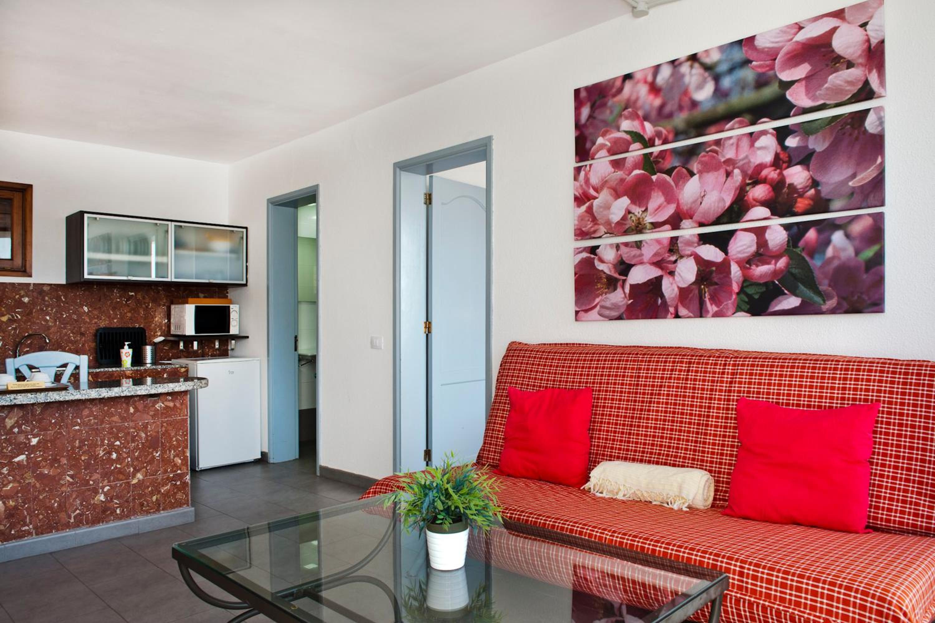 Apartment photo 3