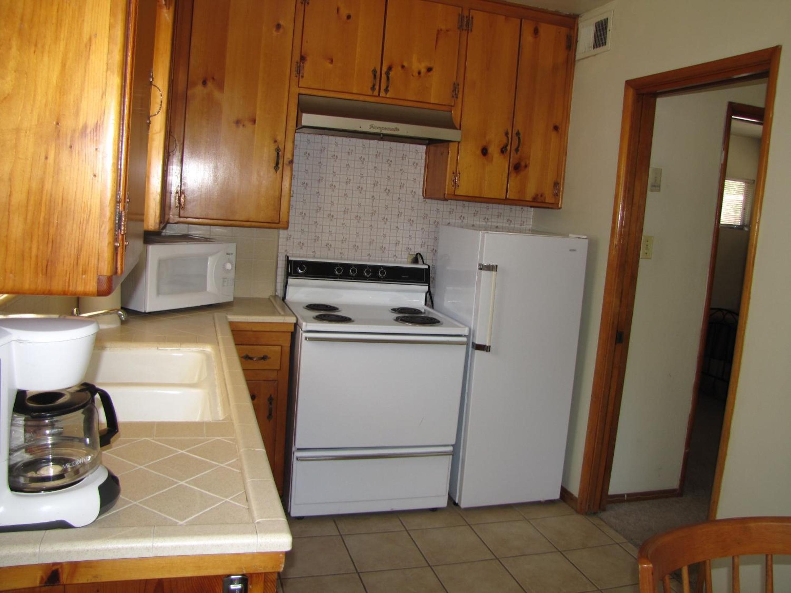 Deluxe Suite (non pet) photo 2