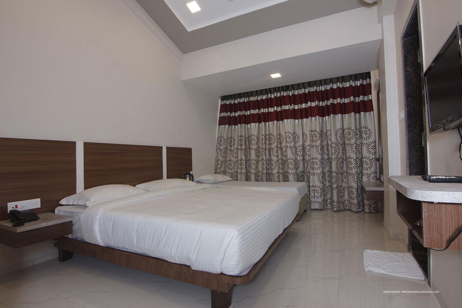 Super Deluxe Double Room photo 2