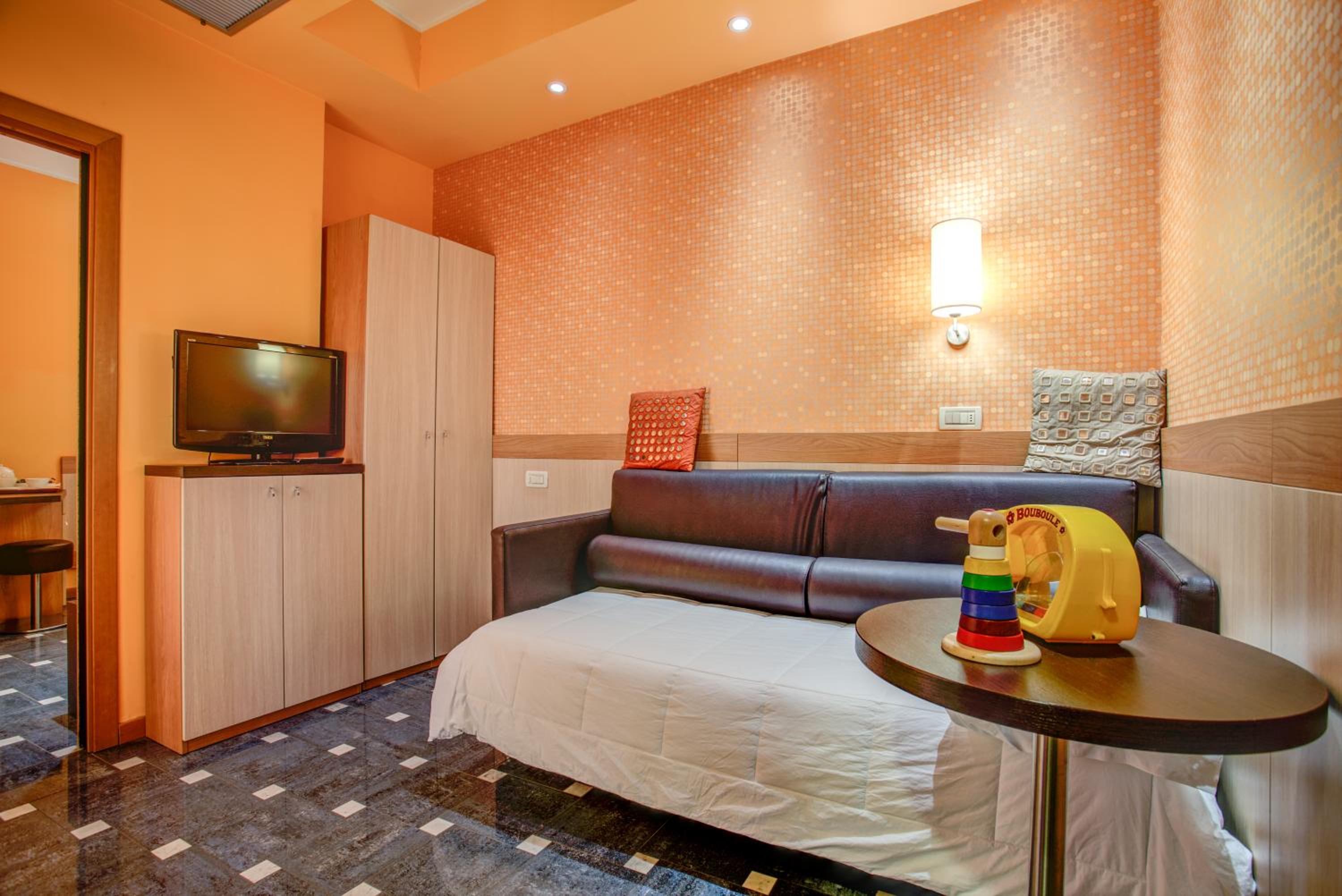 Family Junior Suite - Photo 4