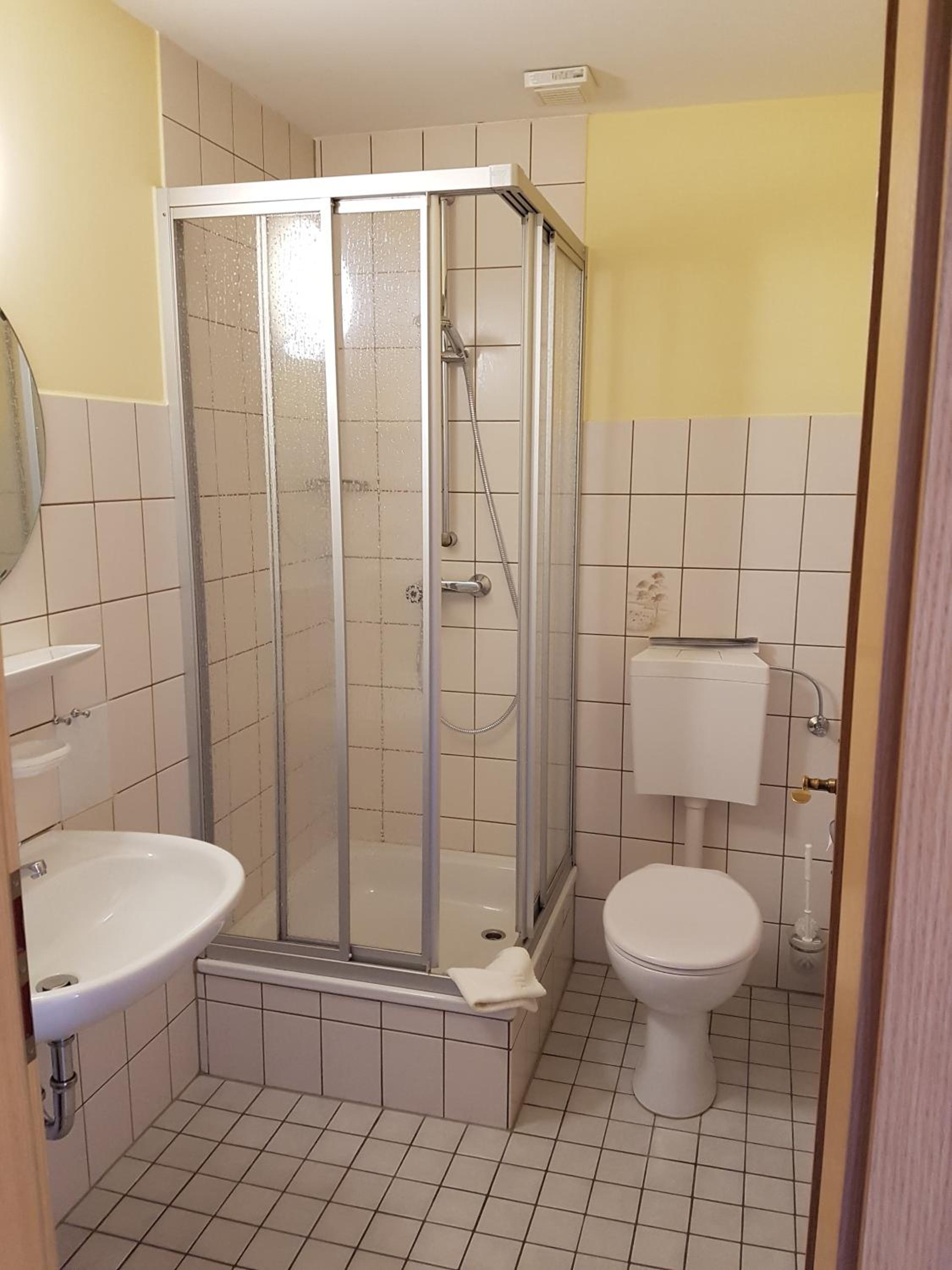 Single Room photo 3