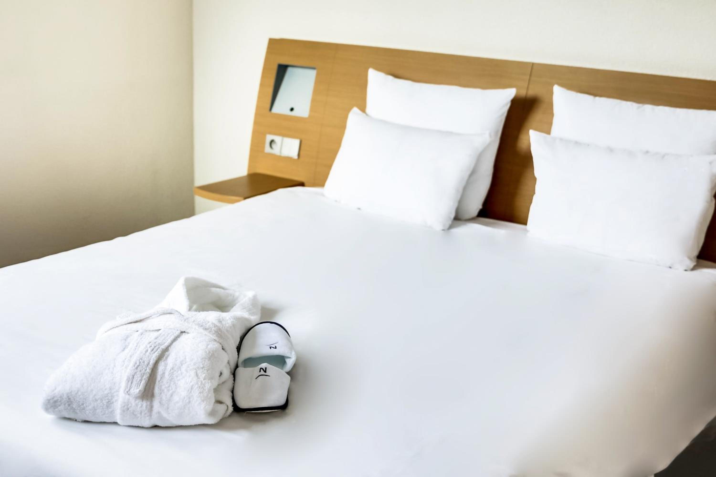 Executive Double Room - Photo 7