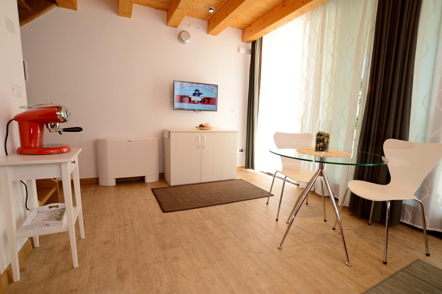 Studio with Pool View - Photo 1