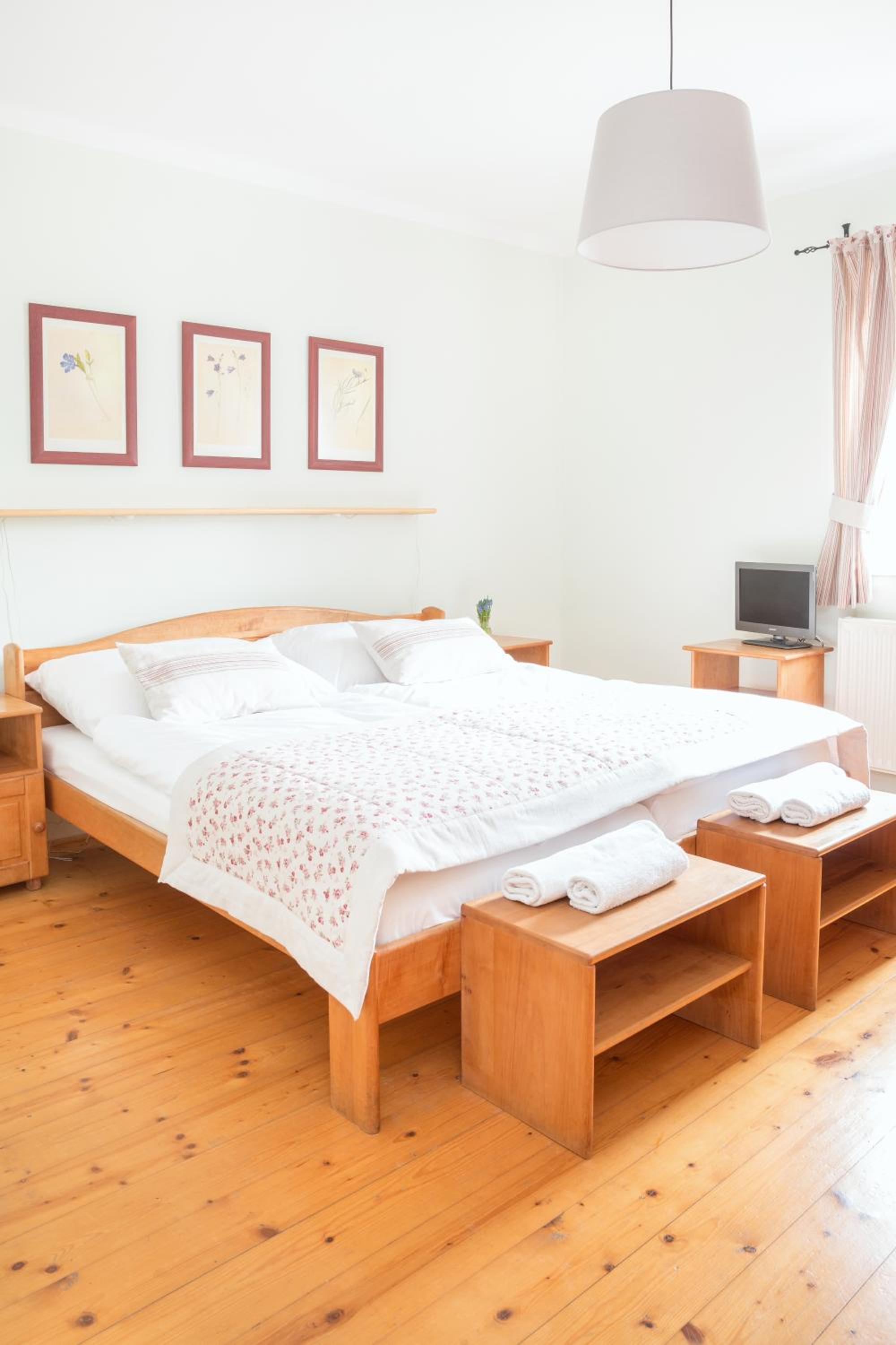 Quadruple Room with Bathroom photo 1
