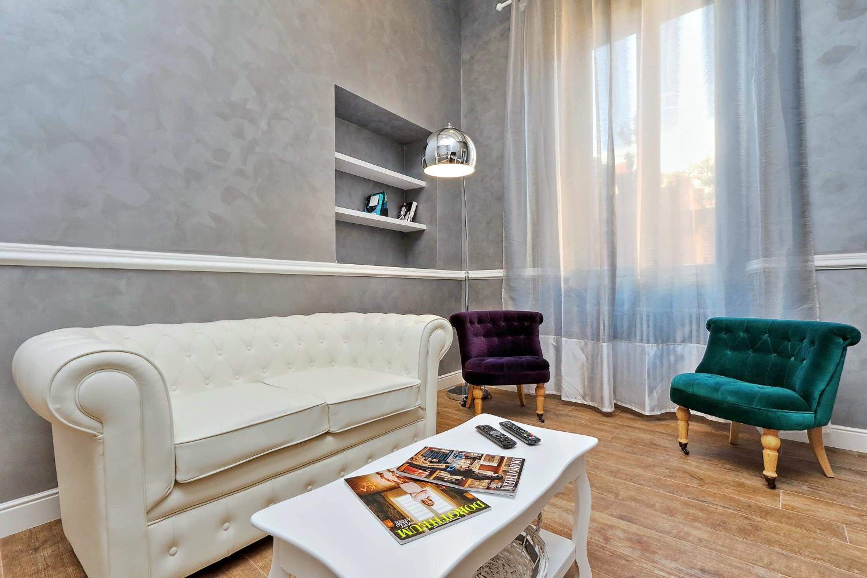 Deluxe Apartment