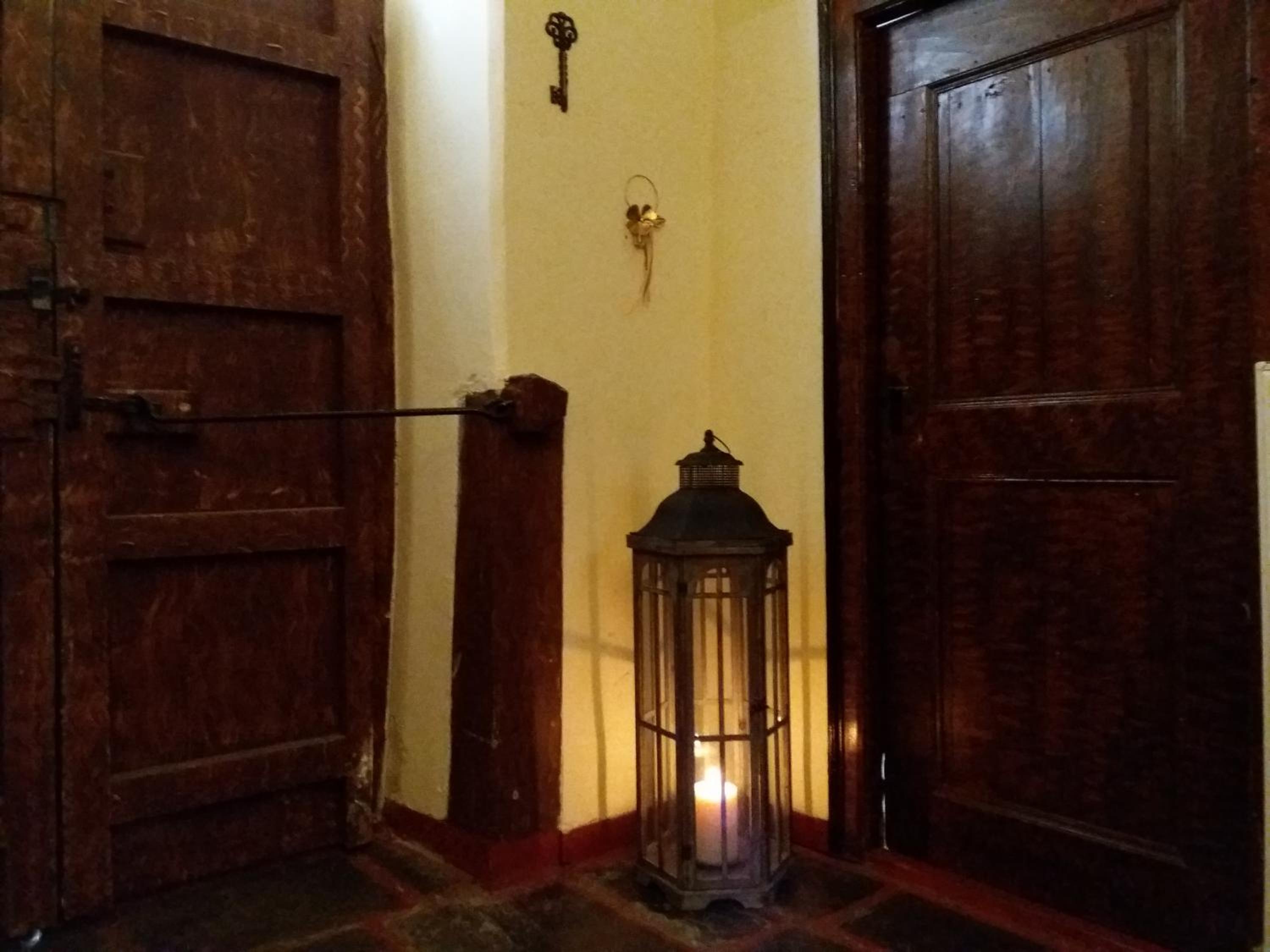 Family Room - Photo 17