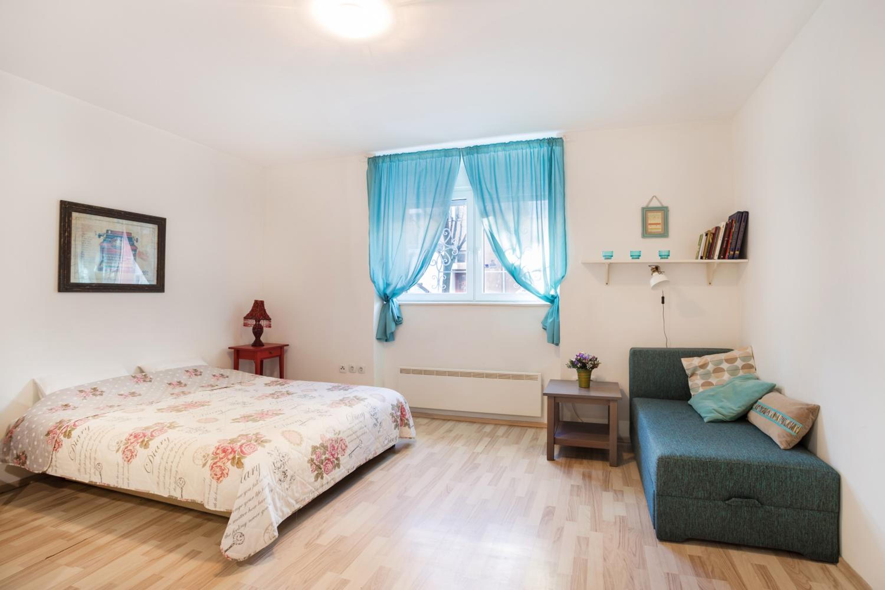 Studio Apartment - Photo 7