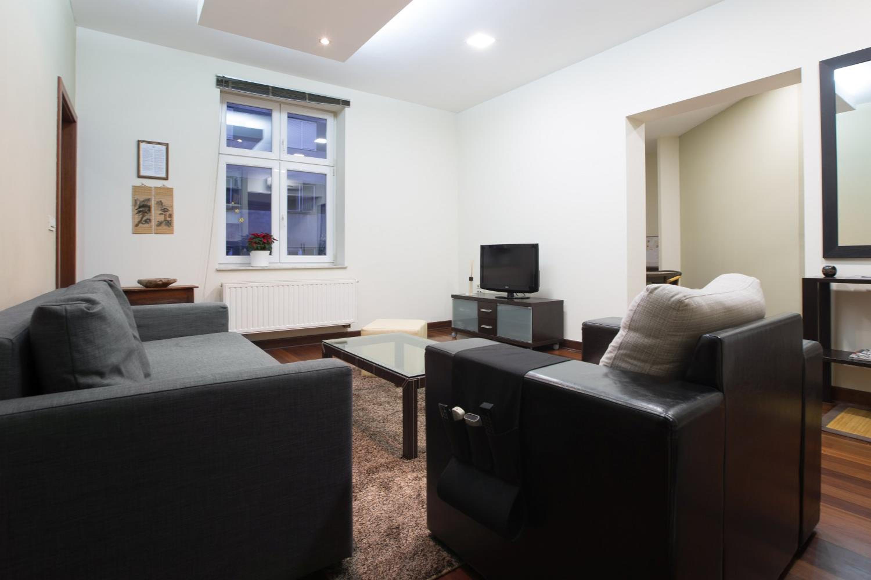 One-Bedroom Apartment - Vinogradska 21
