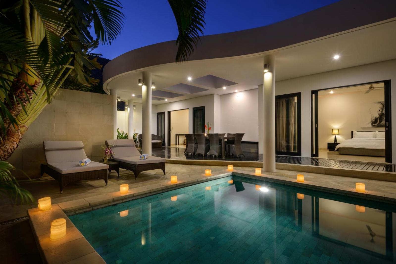 Villa with Private Pool - Photo 14