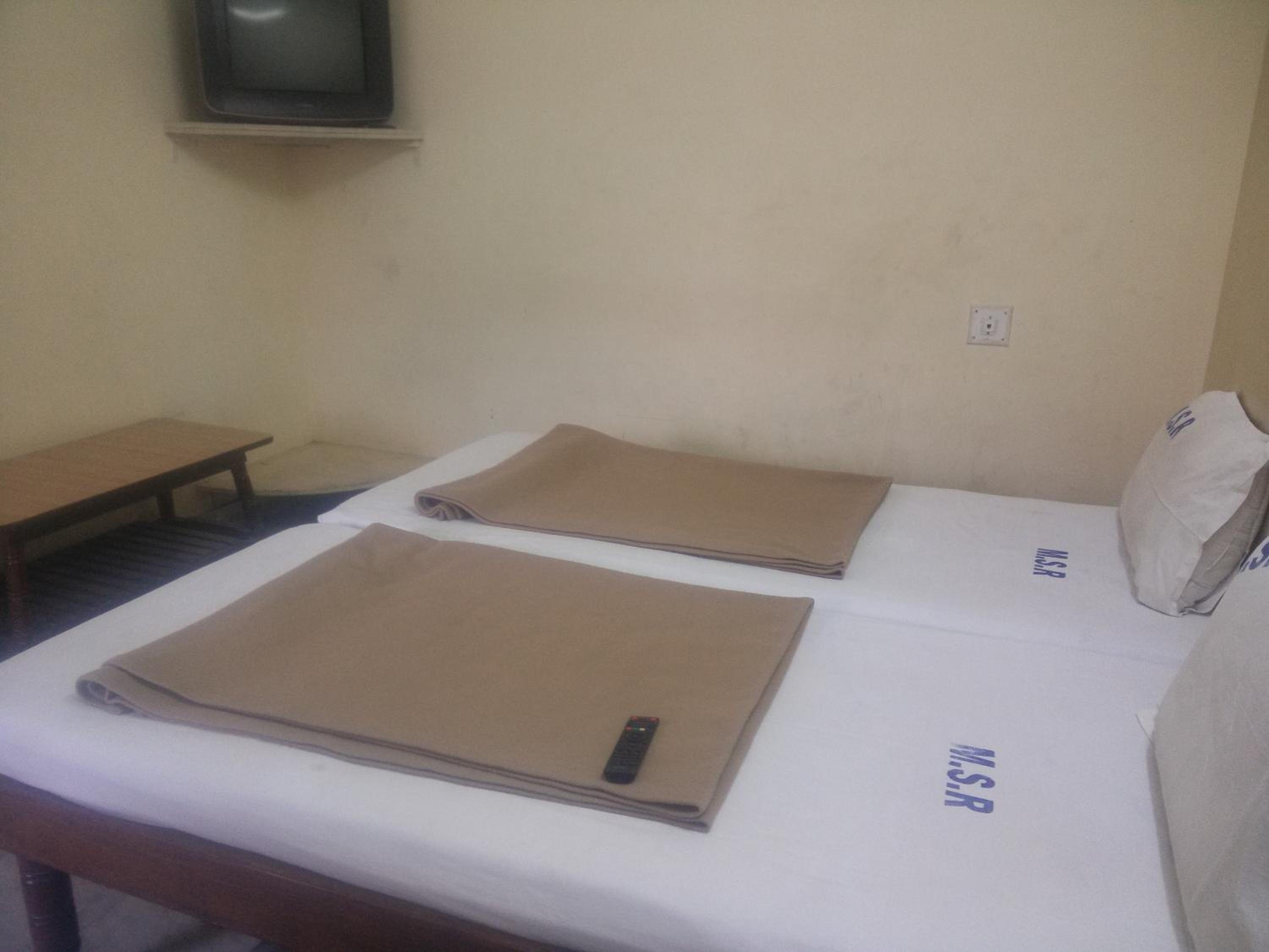 Standard Double Room with Fan photo 1