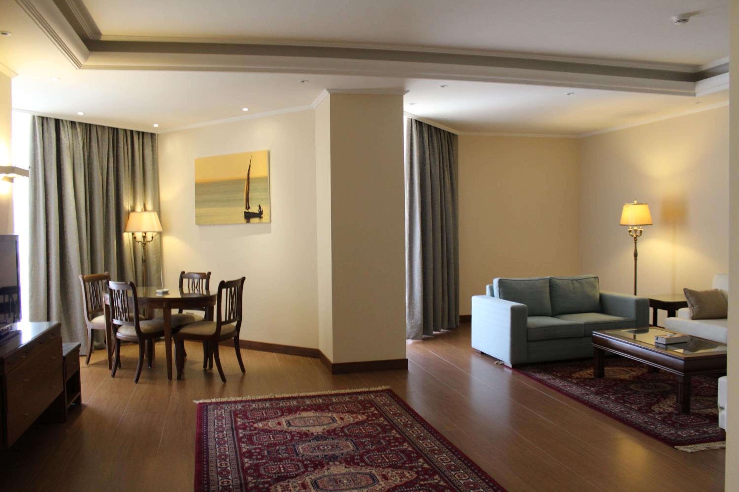 Ambassador Suite With Balcony photo 3