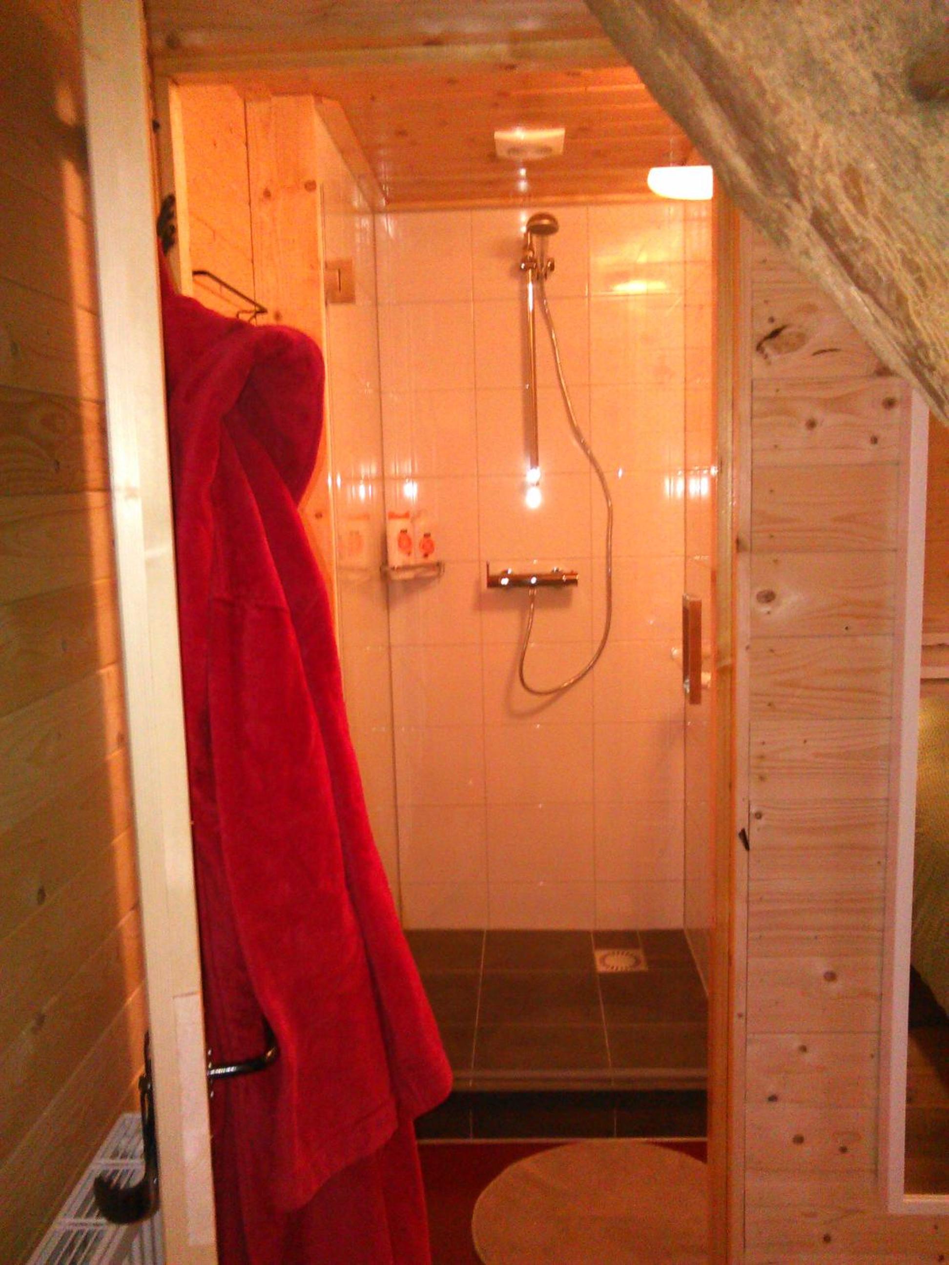Double Room with Private Bathroom 'De paardenstal' photo 3