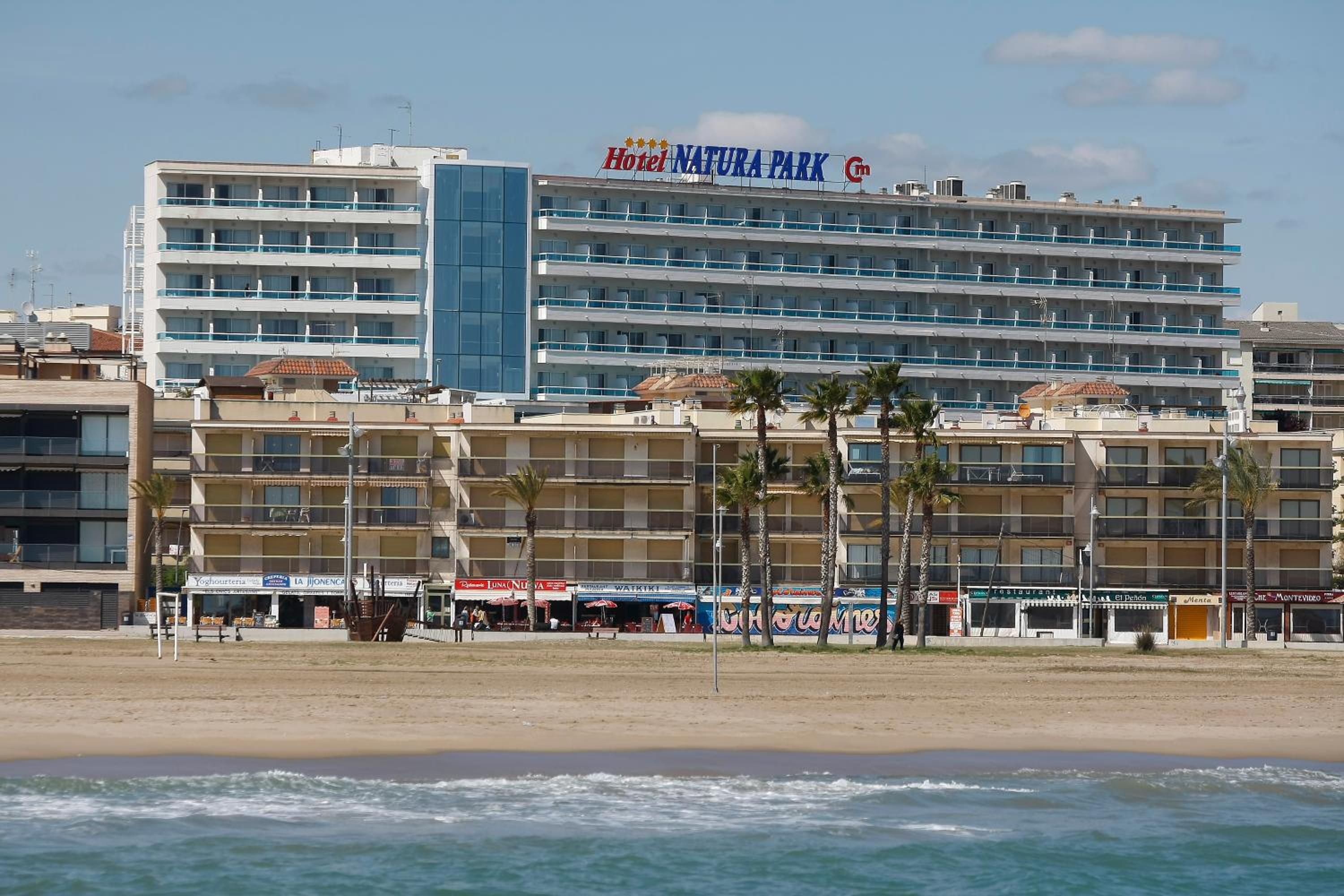 Double or Twin Room with Sea View photo 3