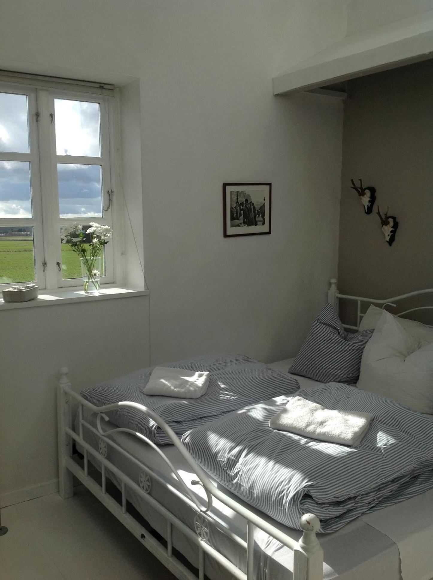Double Or Twin Room With Private Bathroom photo 2