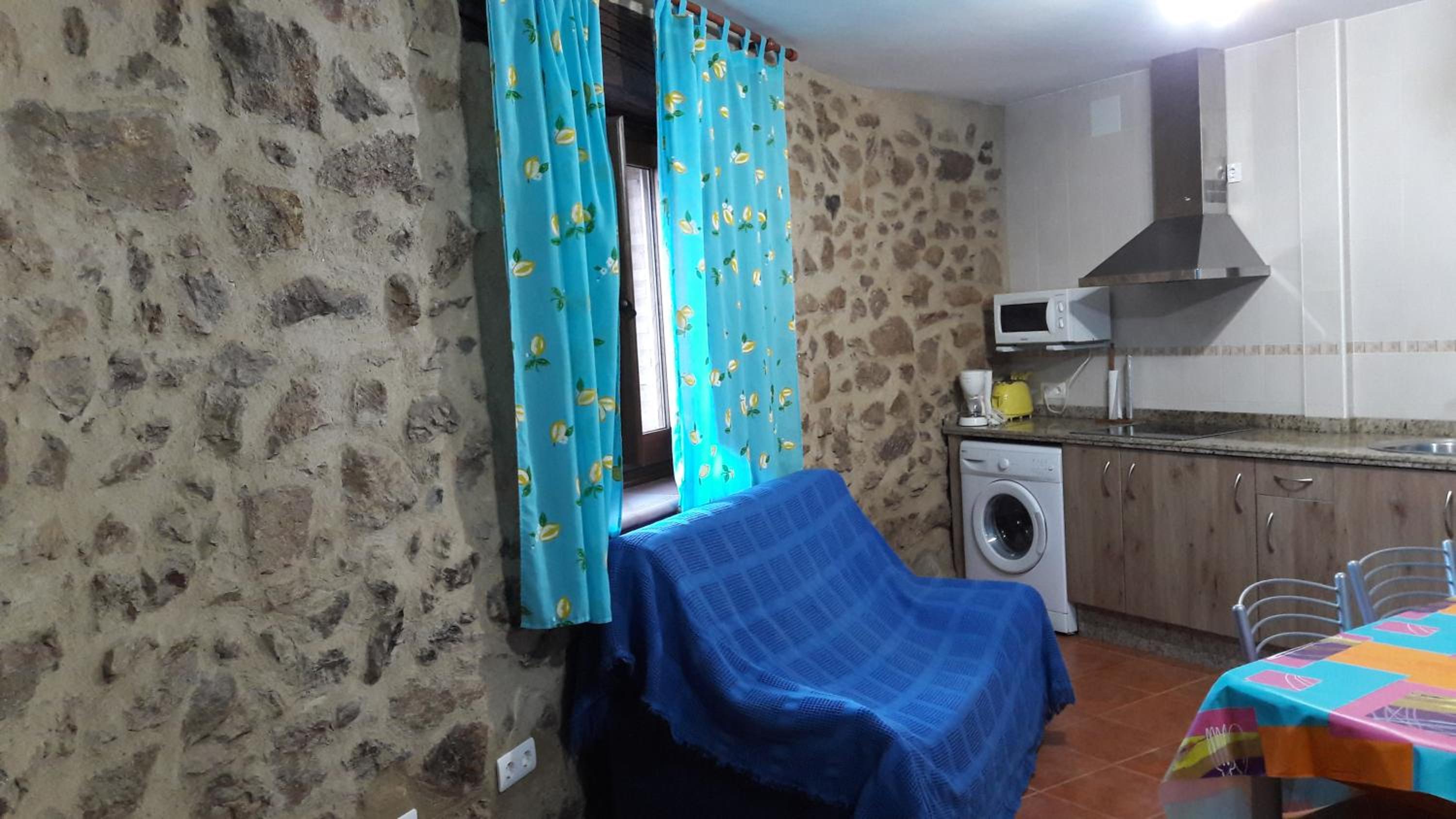 Two-Bedroom Apartment - Photo 6