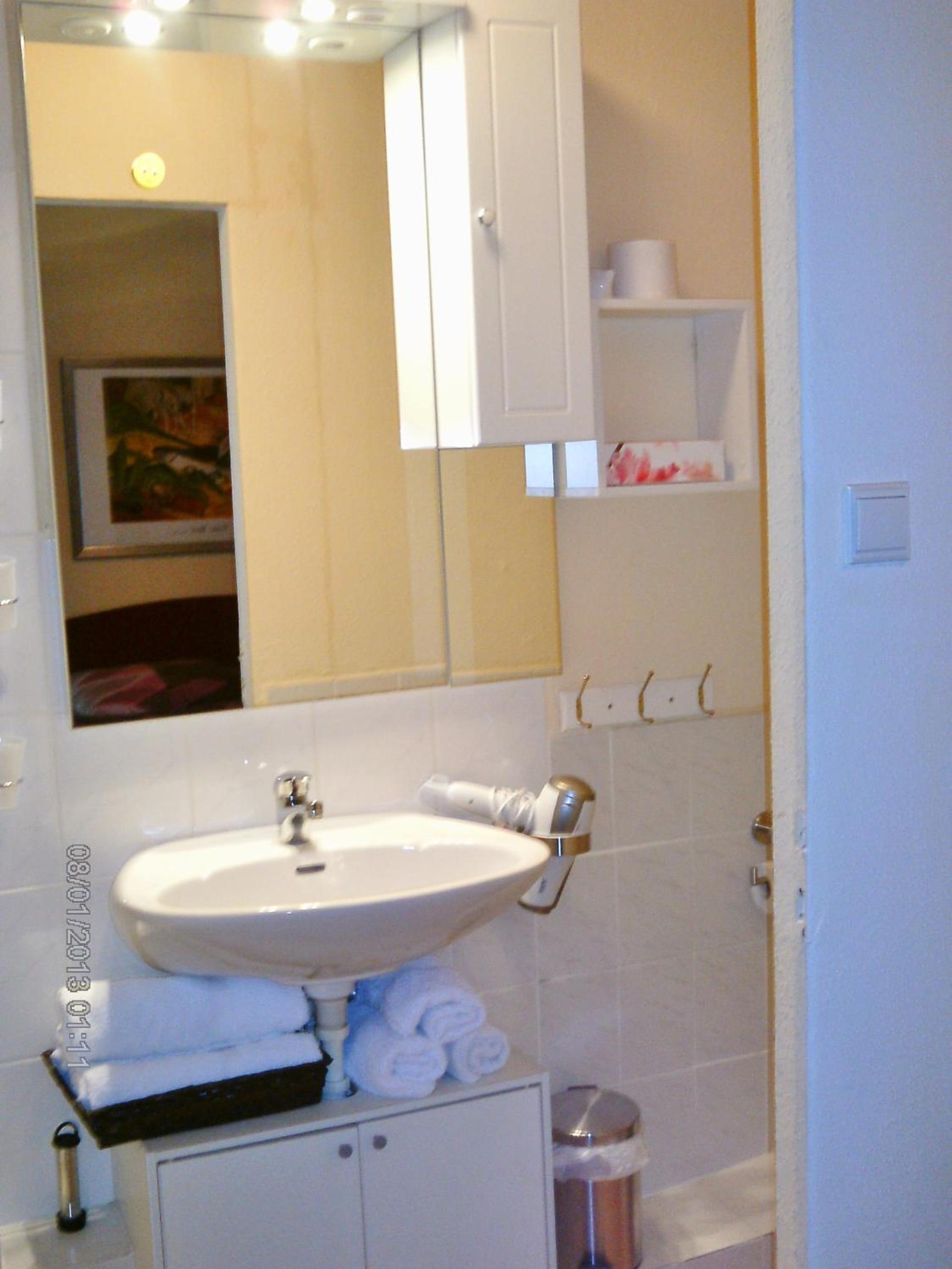 Classic Triple Room - Photo 5