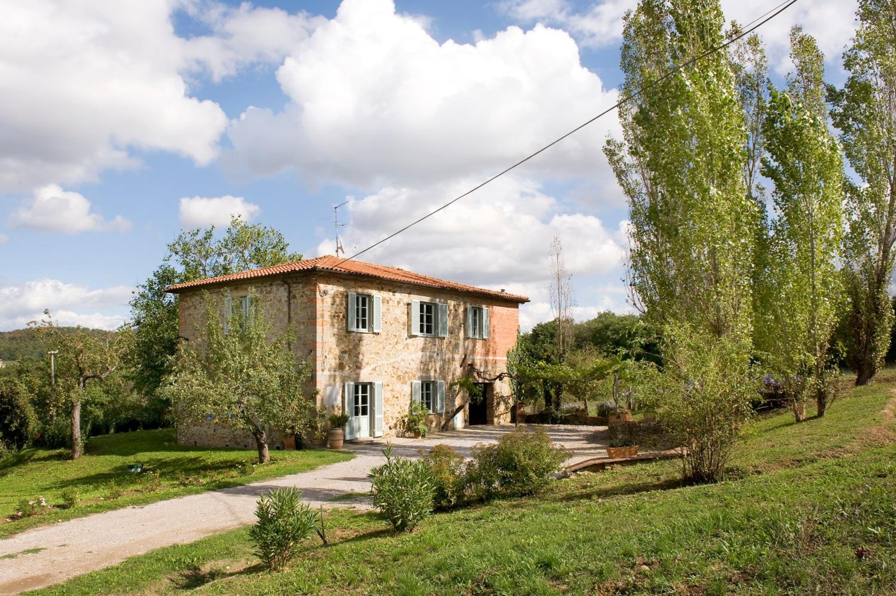 Villa photo 2