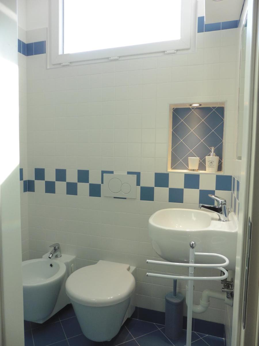 Studio Apartment photo 1