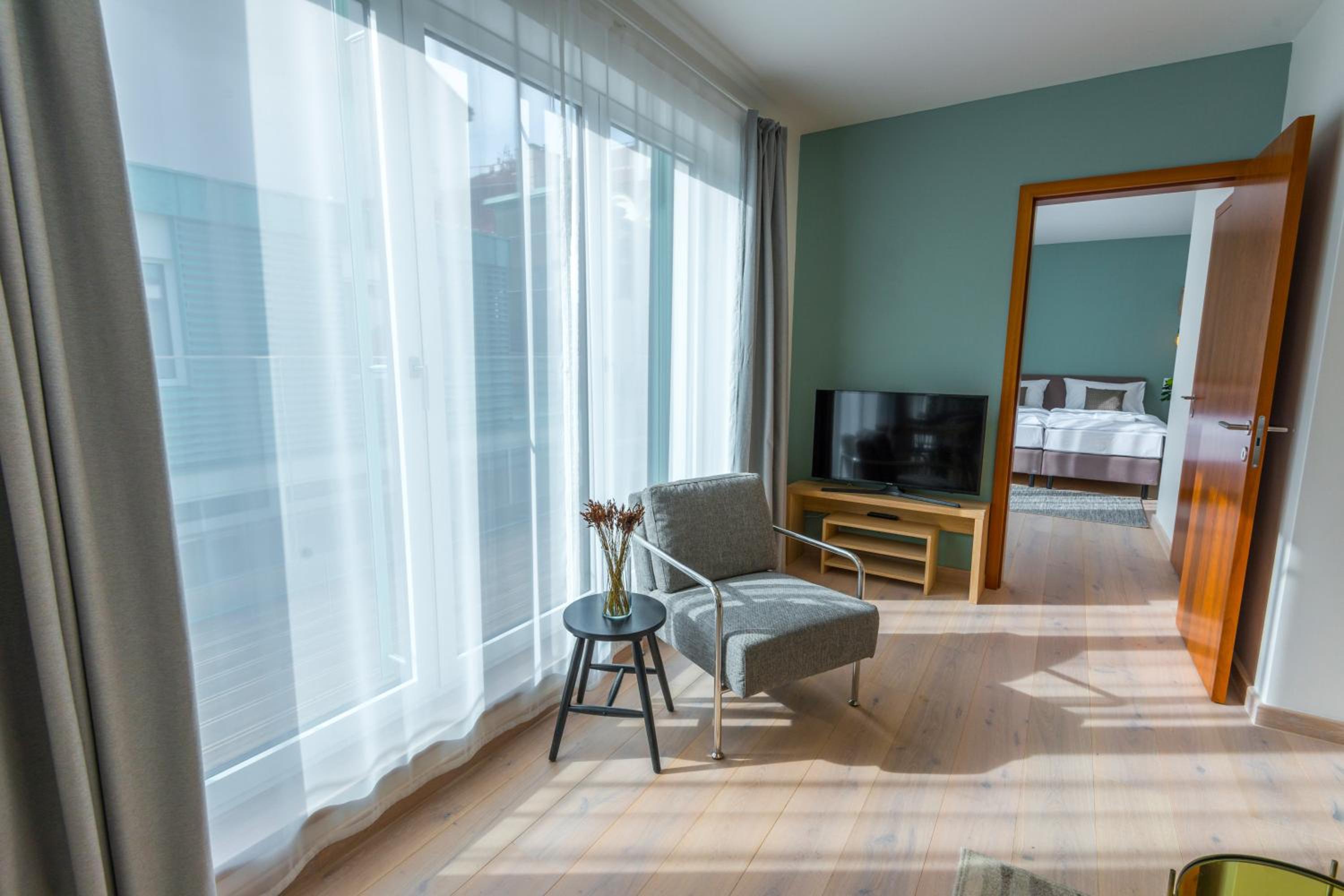 One-Bedroom Apartment with Terrace