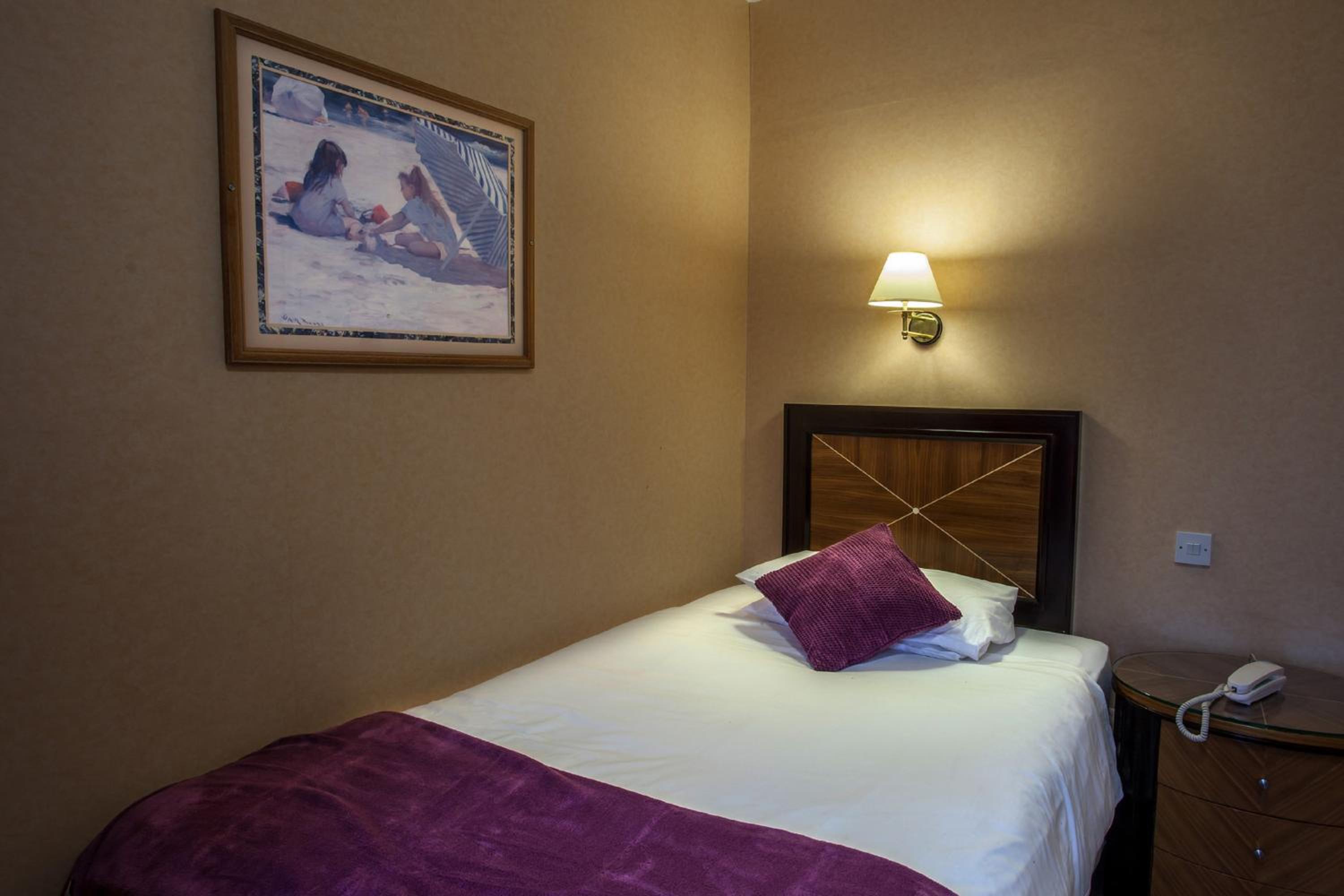 Single Room photo 1
