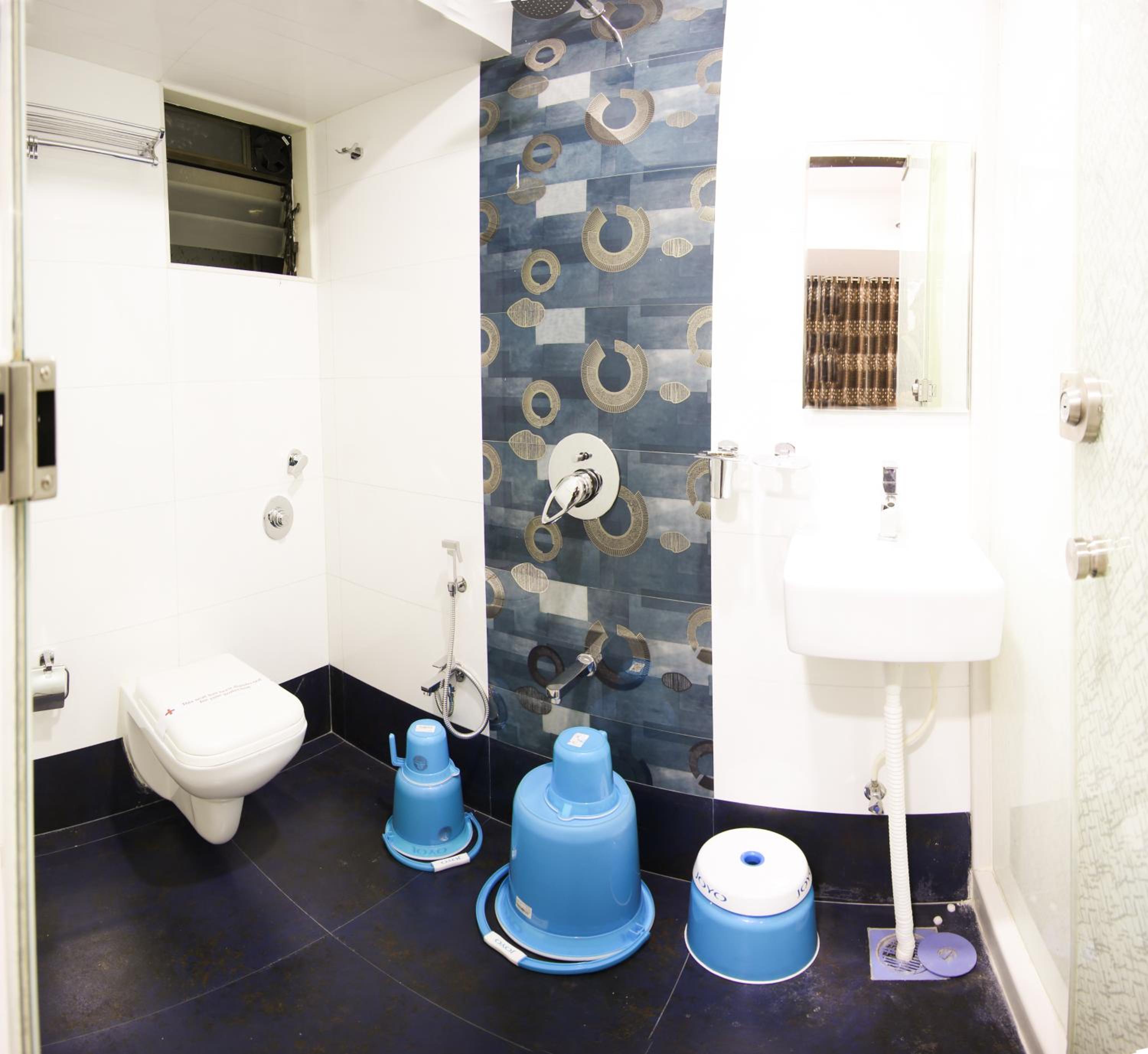 Deluxe Triple Room AC photo 2