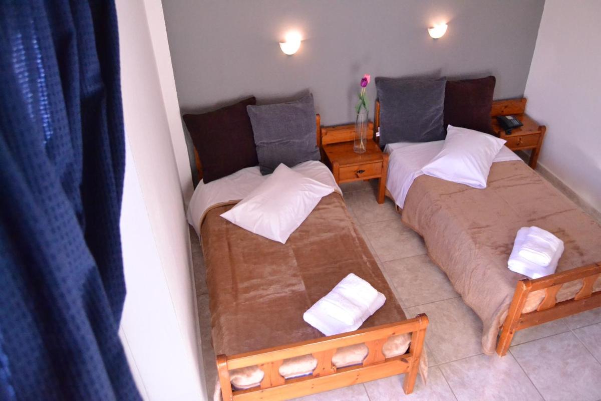 Standard Triple Room with Sea View