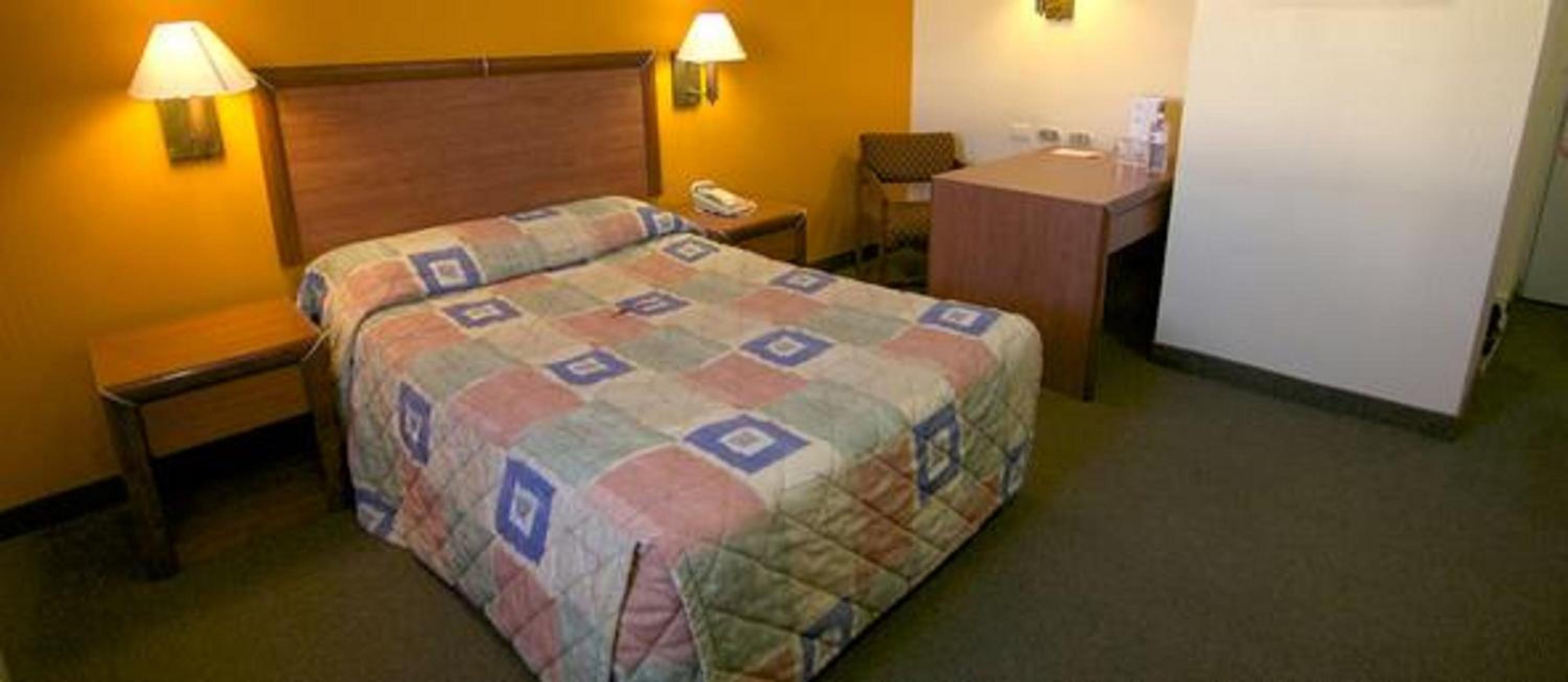 Single Room photo 2