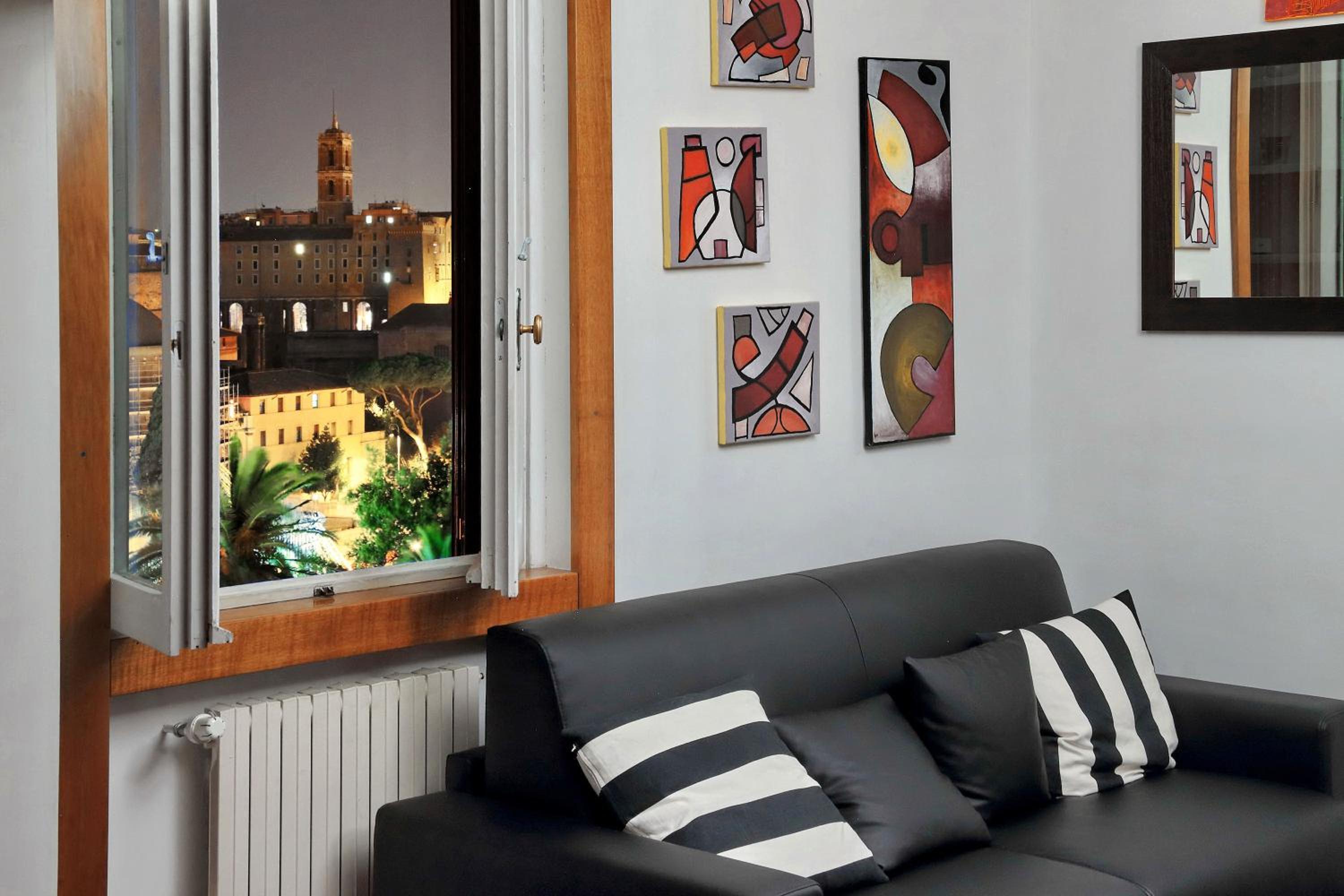 Apartment photo 3