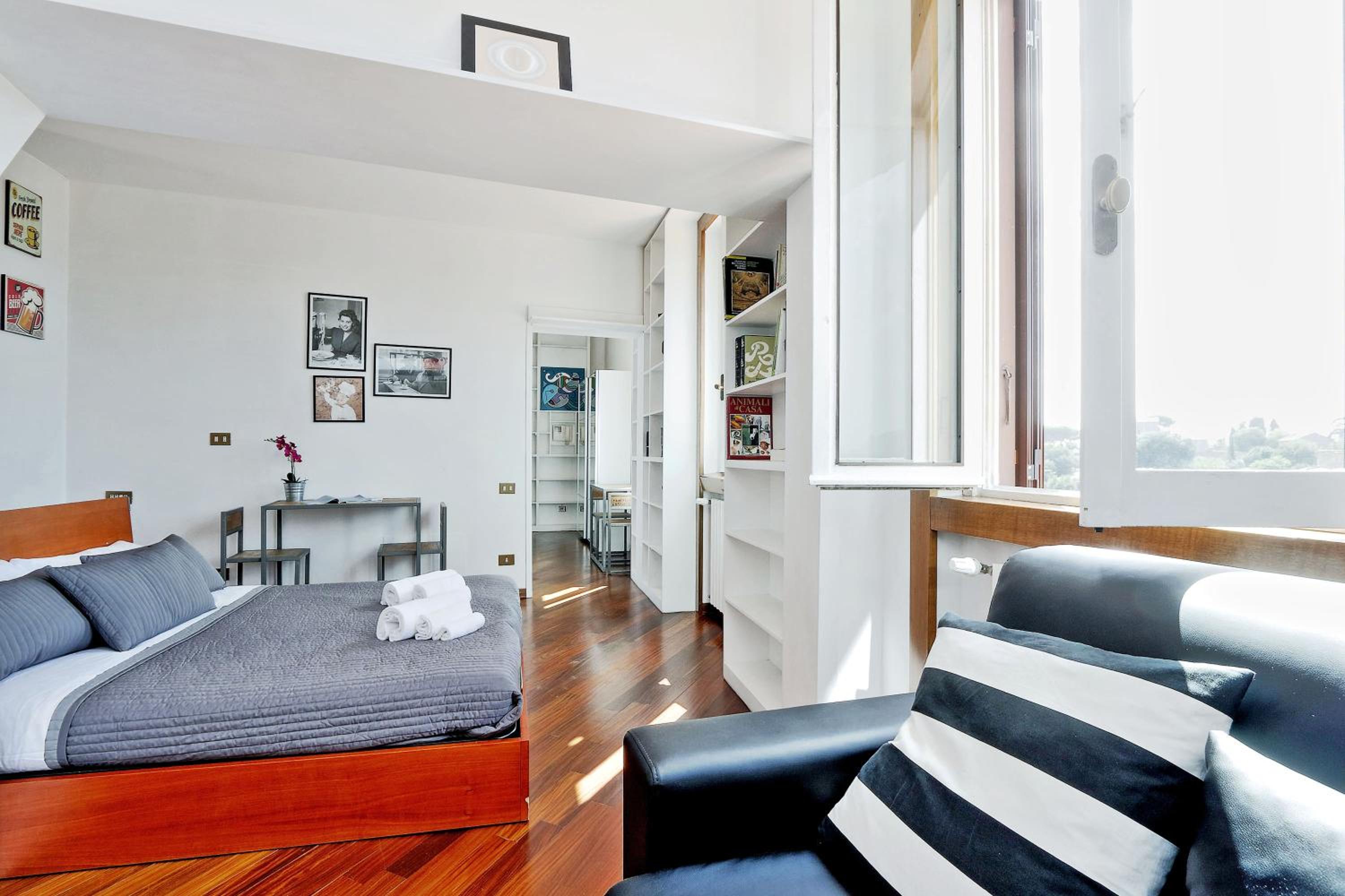 Apartment photo 1