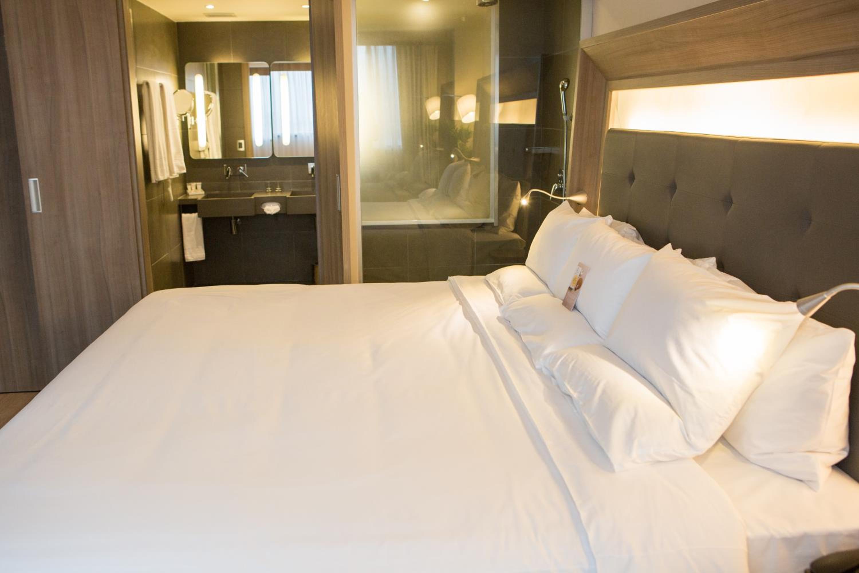 Standard Apartment with One Double Bed