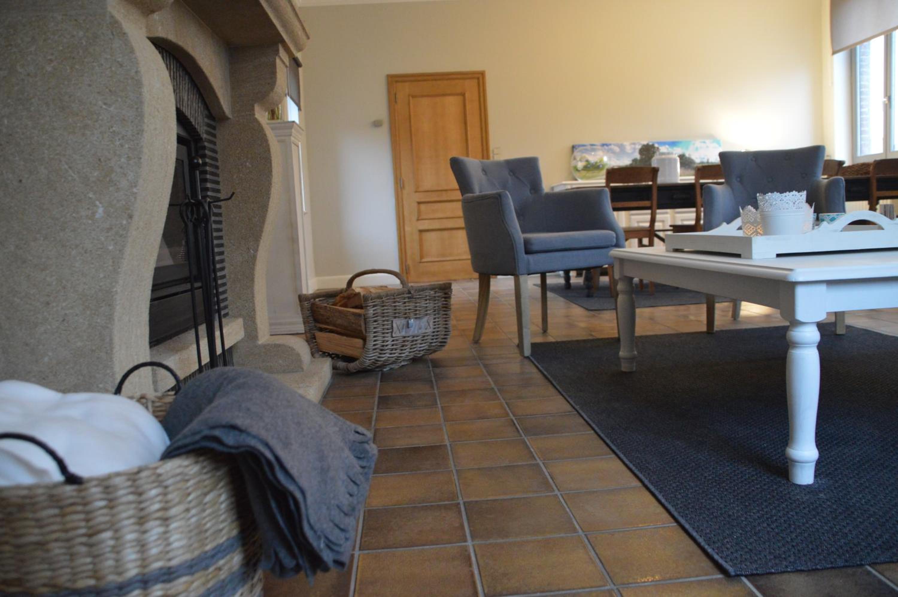 Three-Bedroom House photo 2