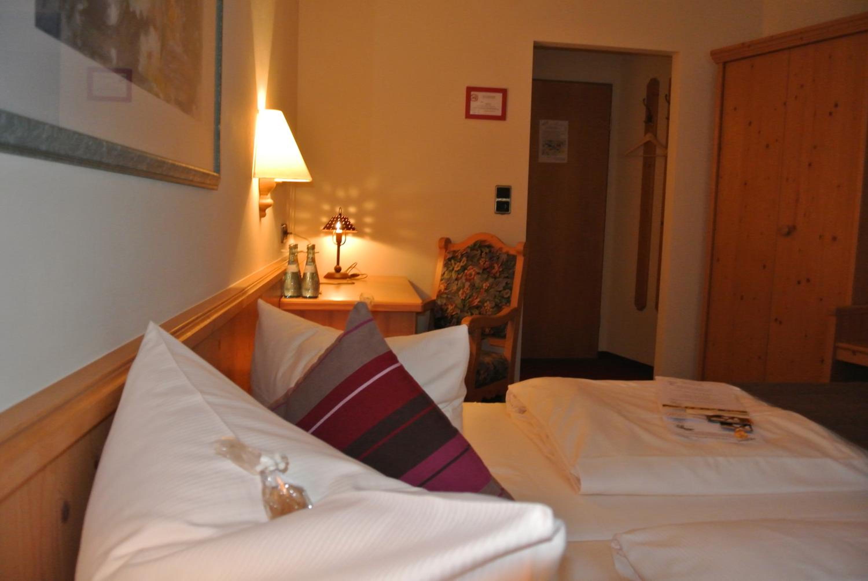 Double Room - Photo 8