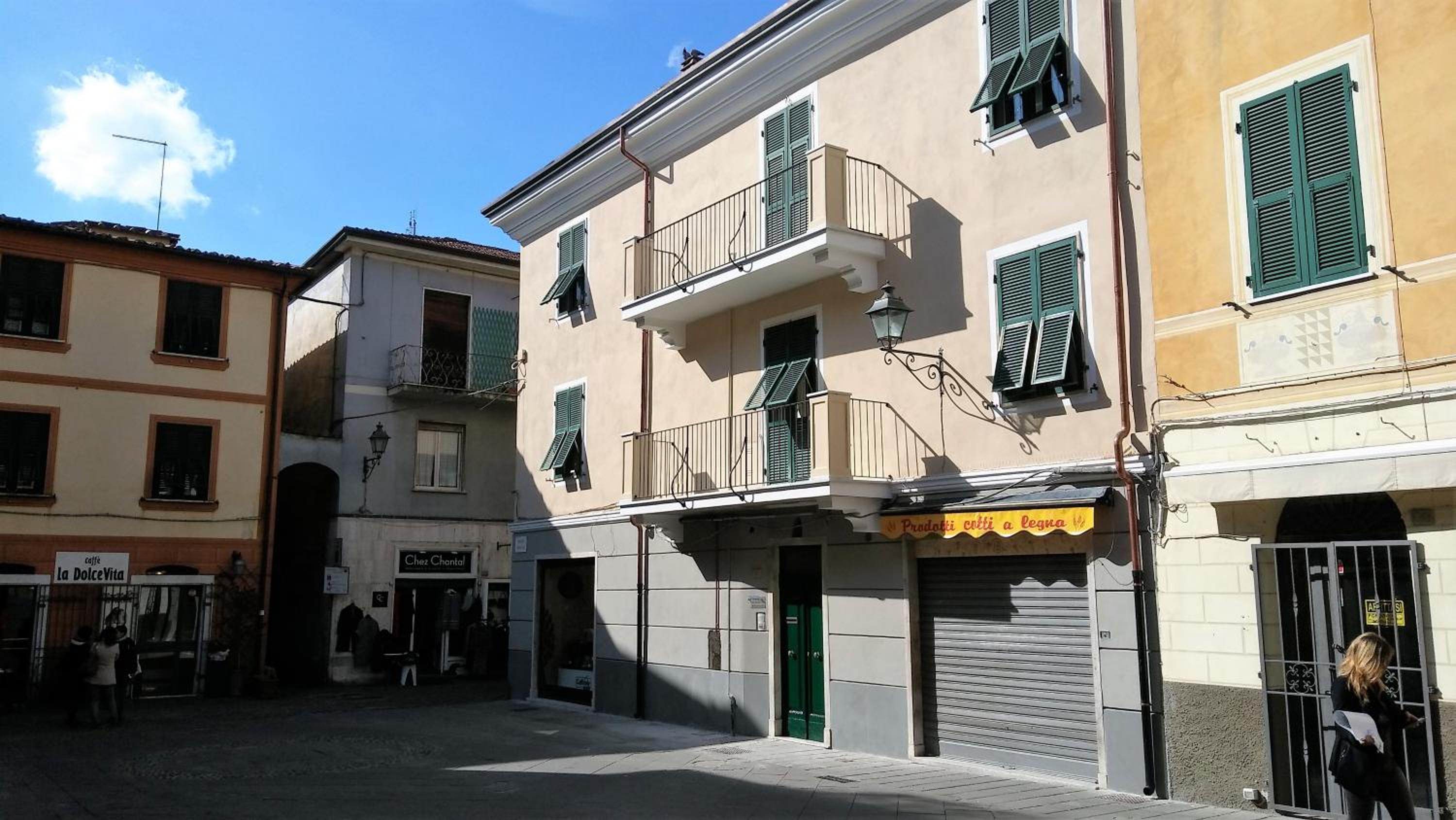 Studio Apartment - Photo 8