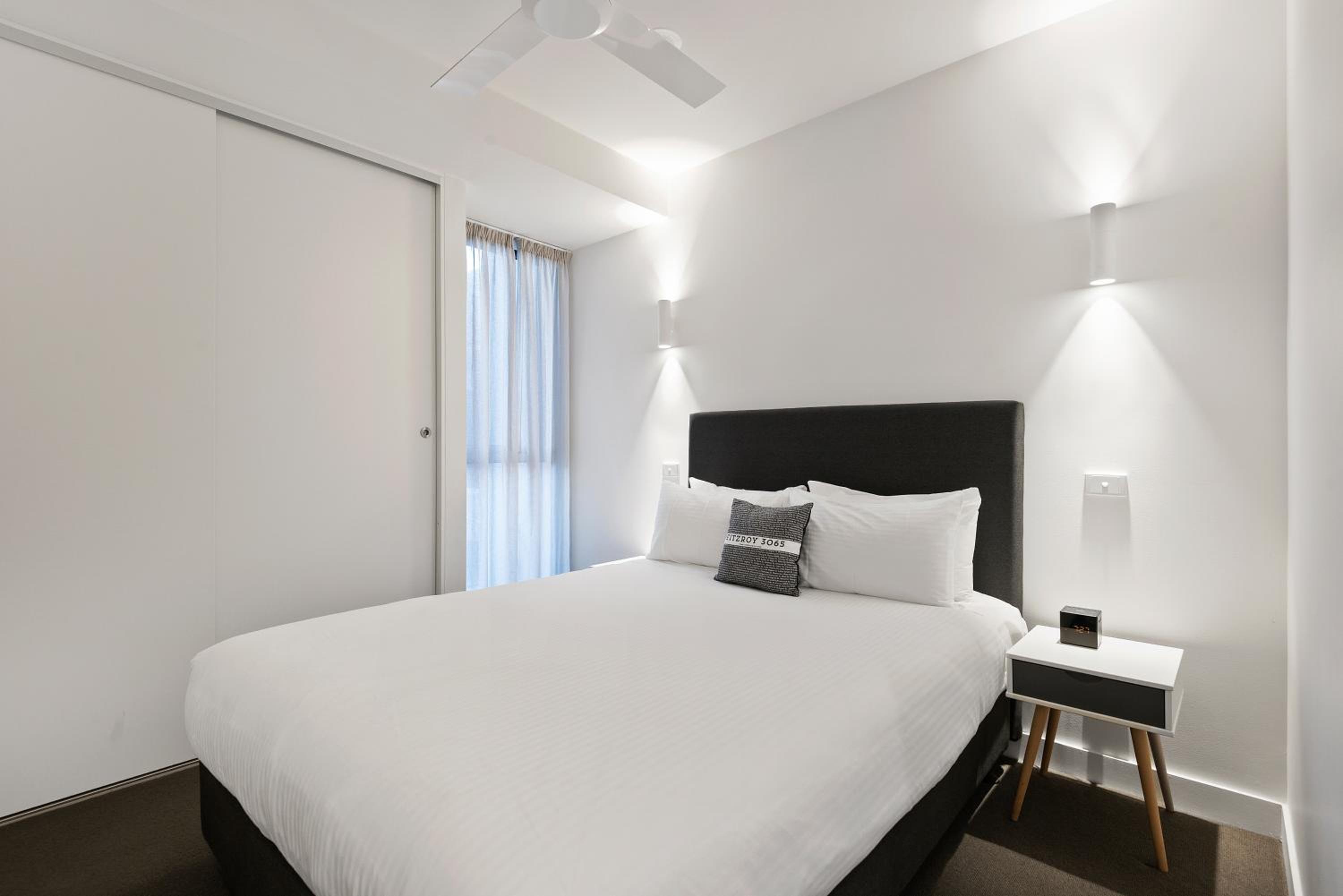 Two-bedroom Apartment - Superior thumbnail 5