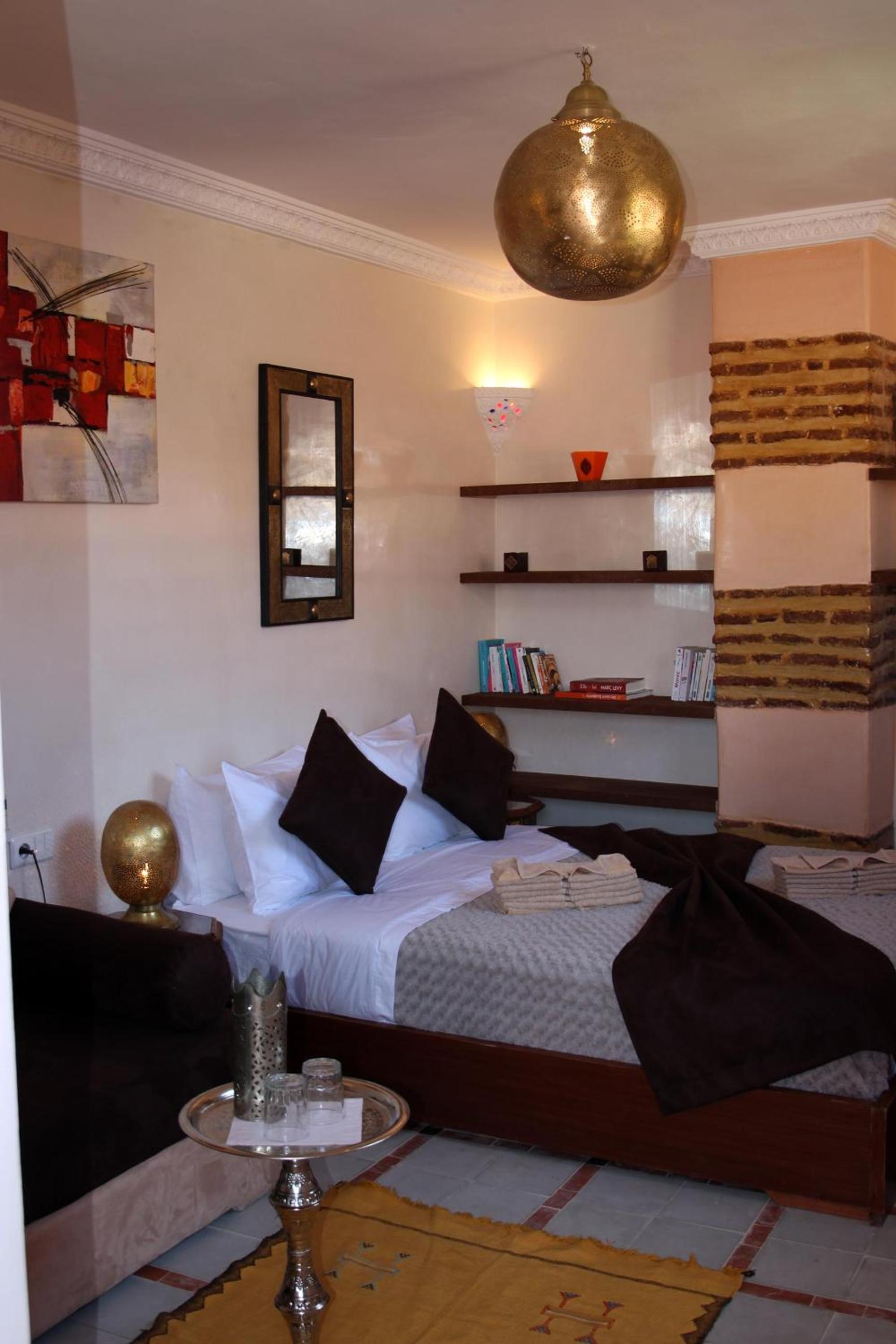 Double Room - Photo 10