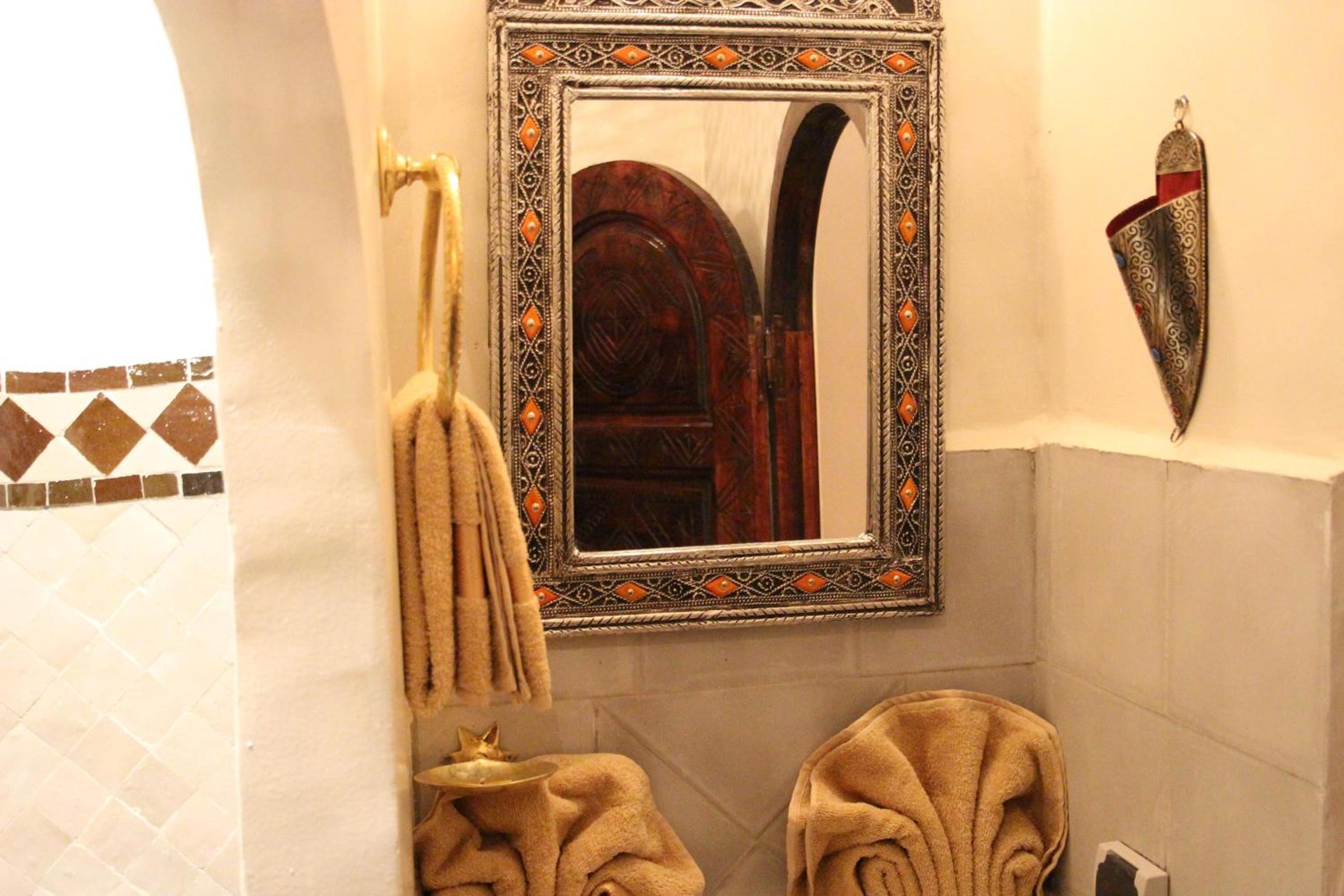 Double Room - Photo 7