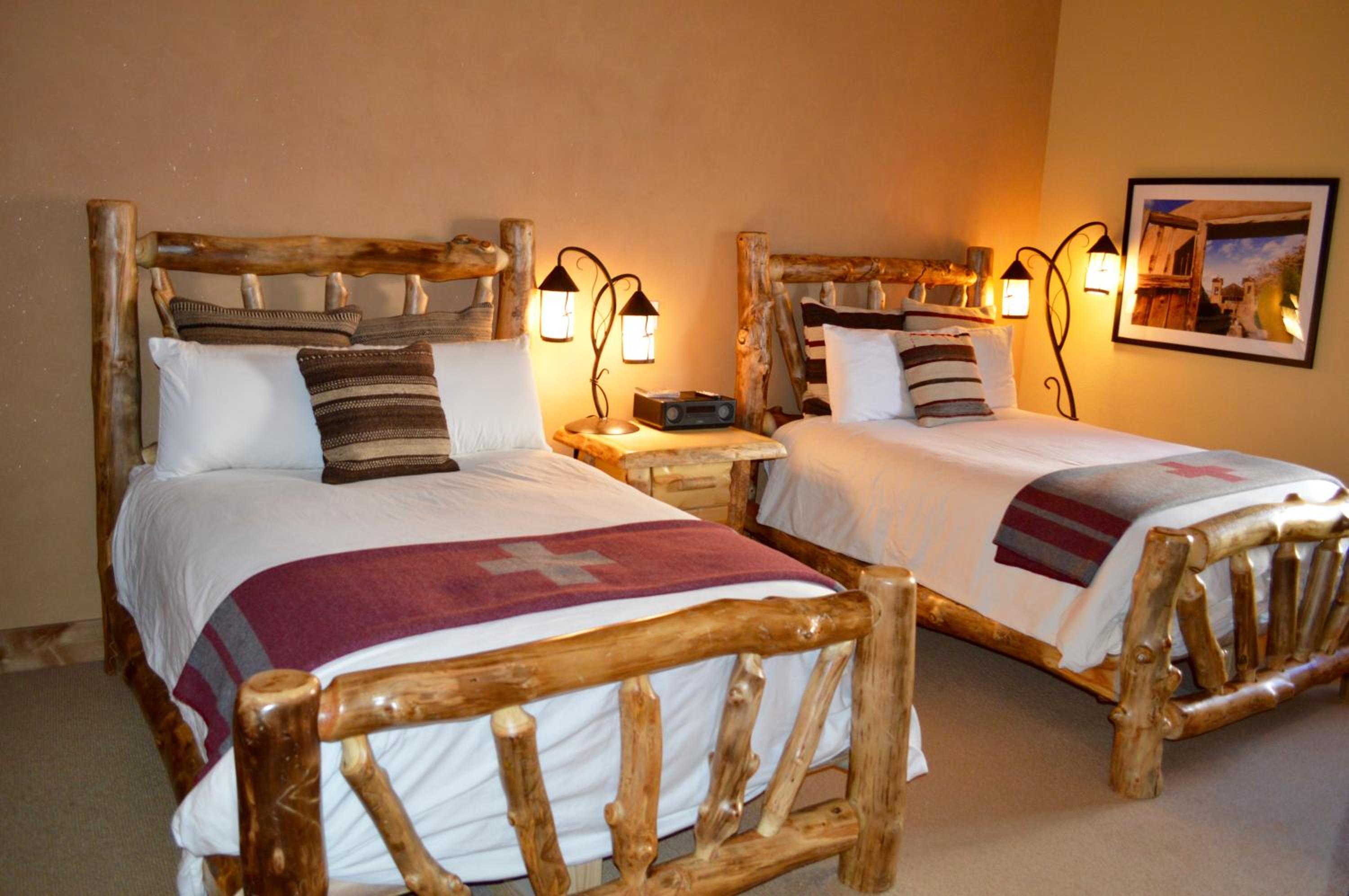 Twin Room with Private Bathroom