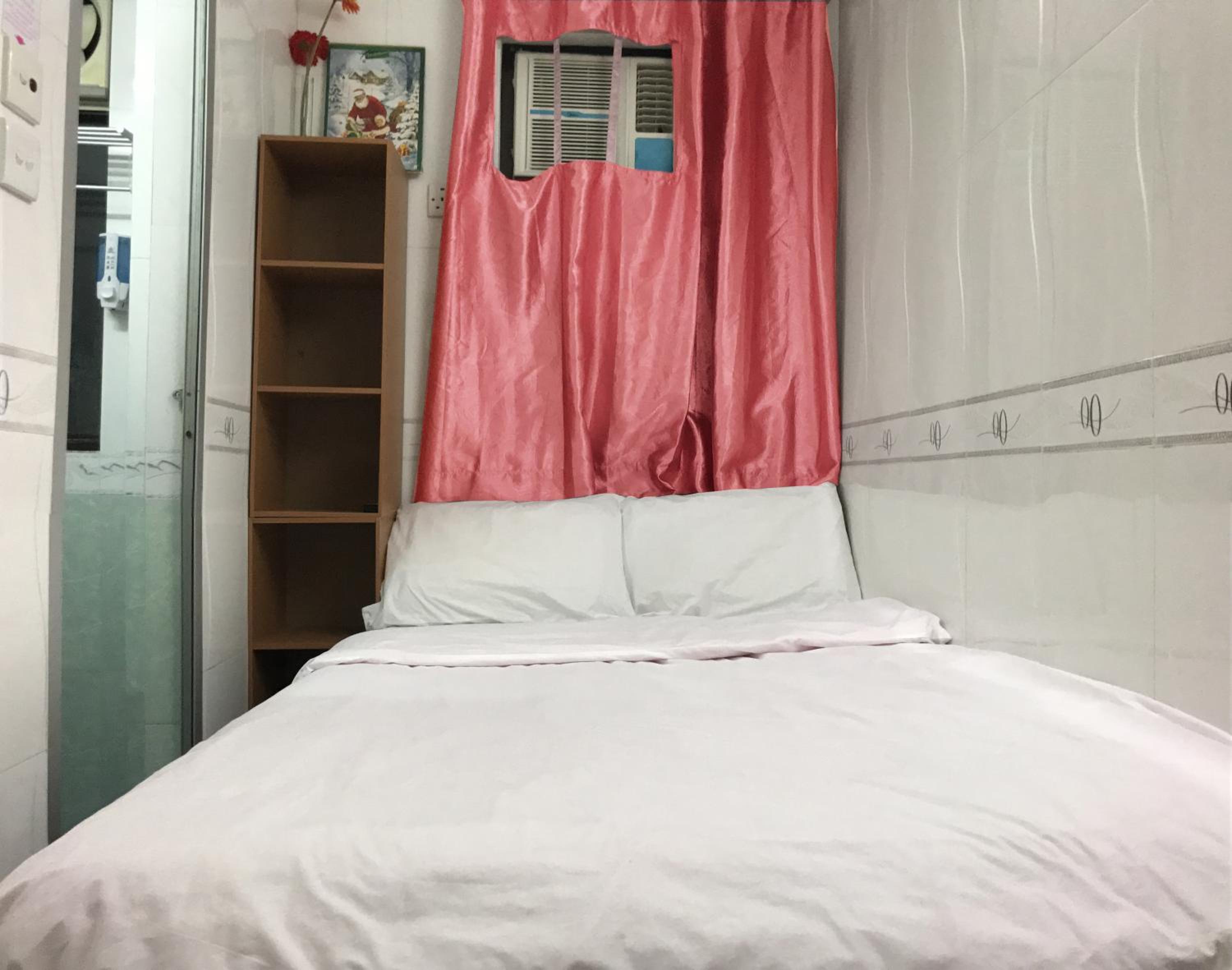 带独立浴室的双人房