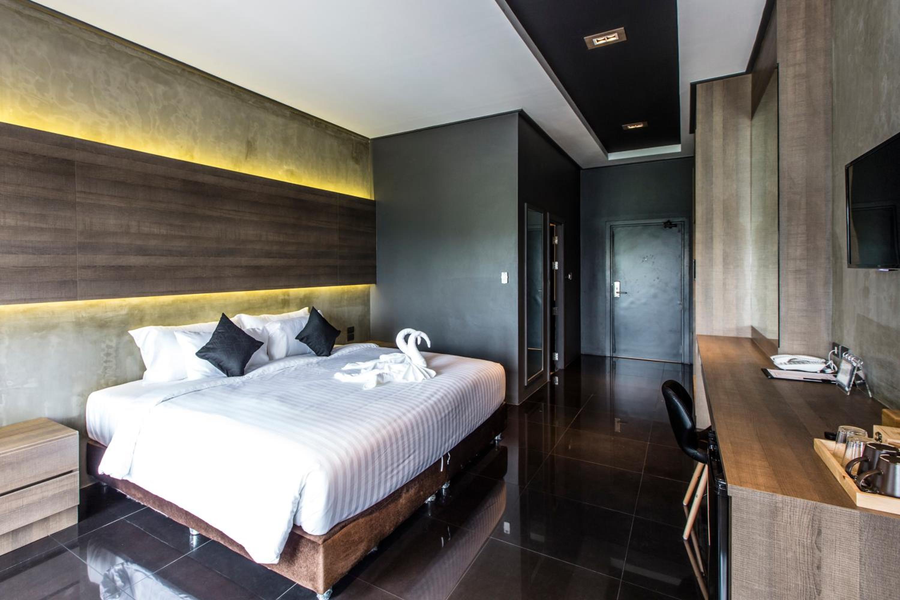 Deluxe Double or Twin Room photo 3